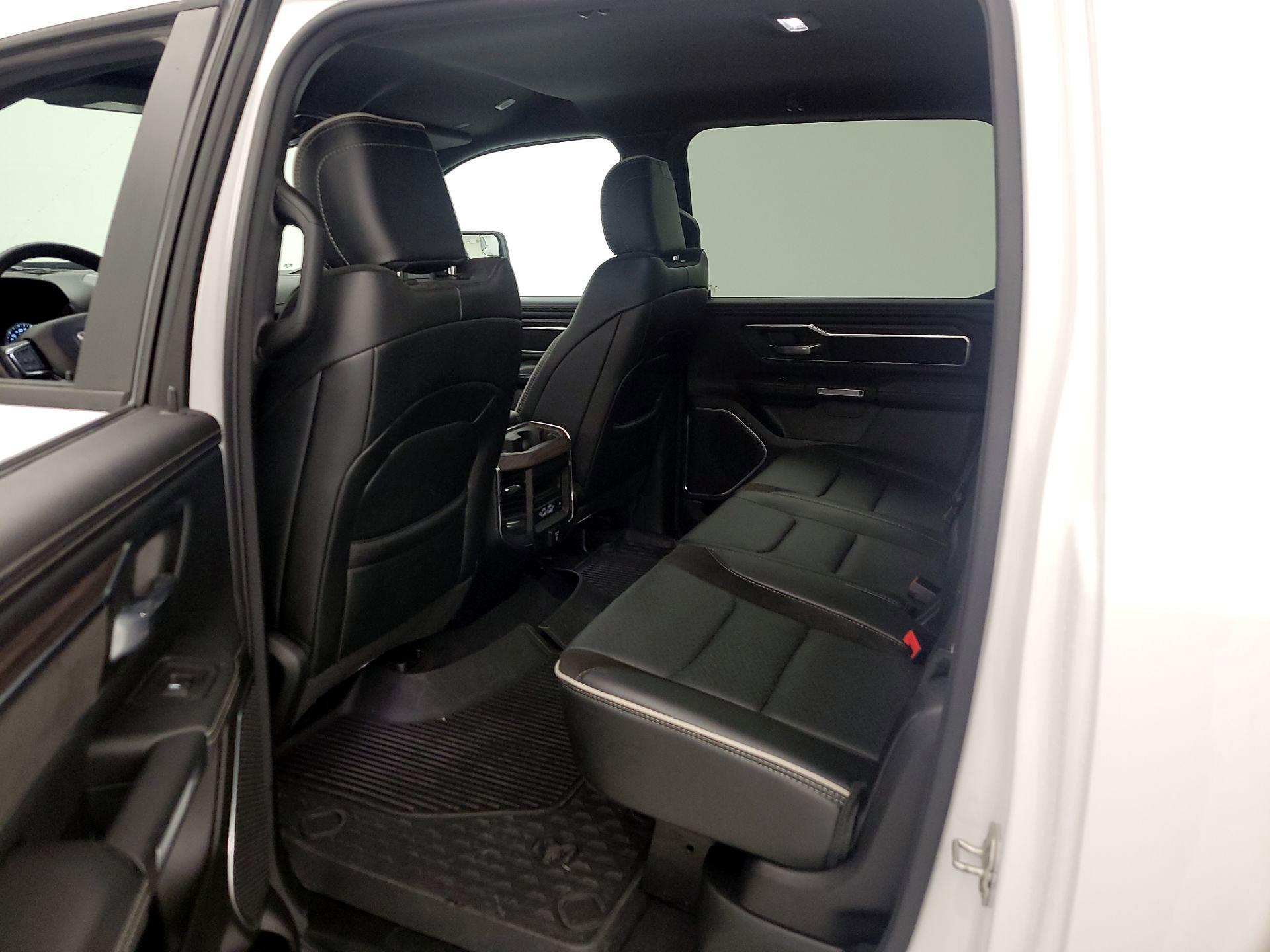 Thumbnail: 2025 RAM 1500 - 19