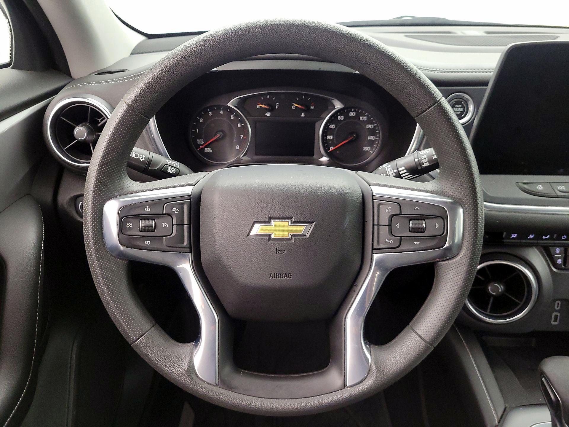 Thumbnail: 2023 Chevrolet Blazer - 10