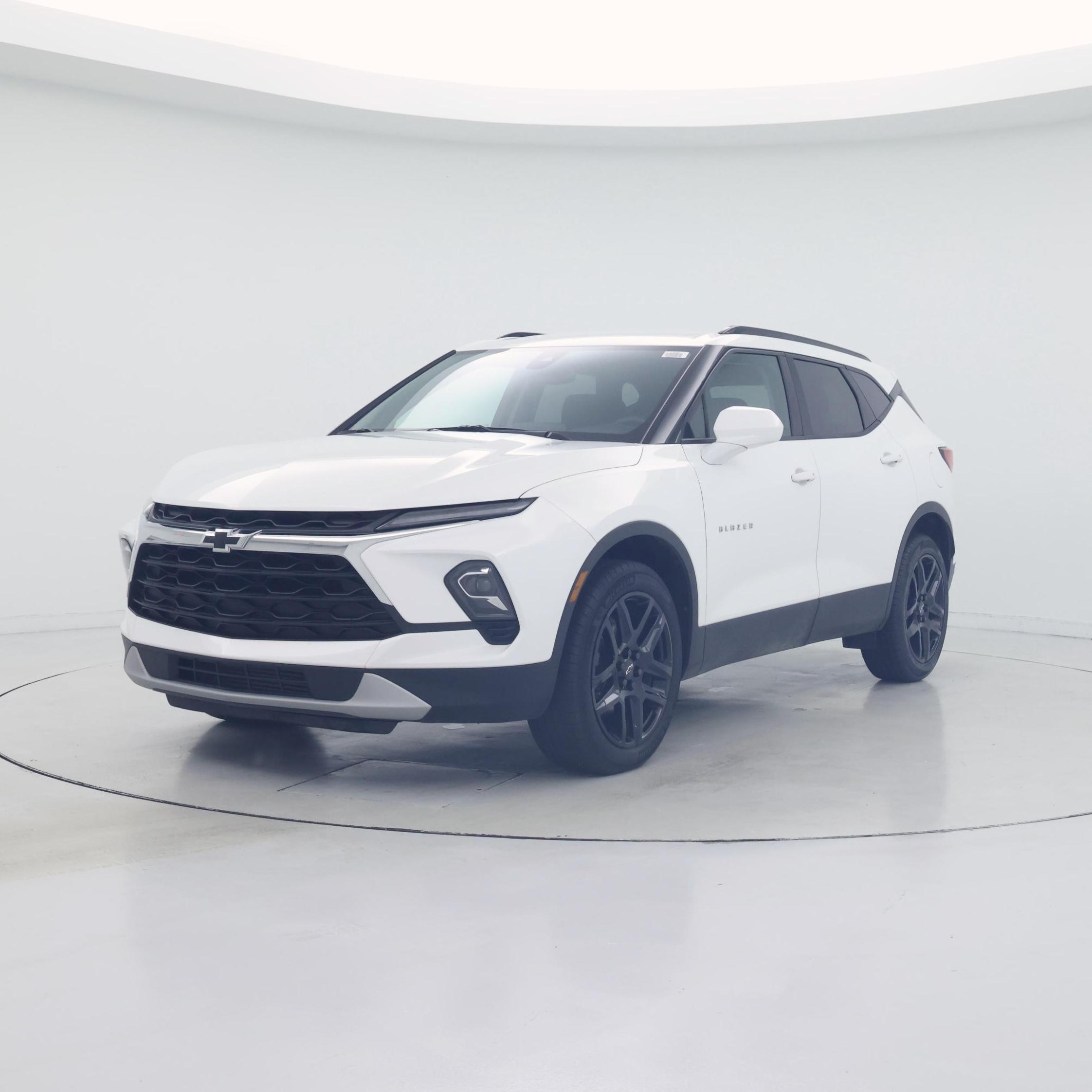 Thumbnail: 2023 Chevrolet Blazer - 4
