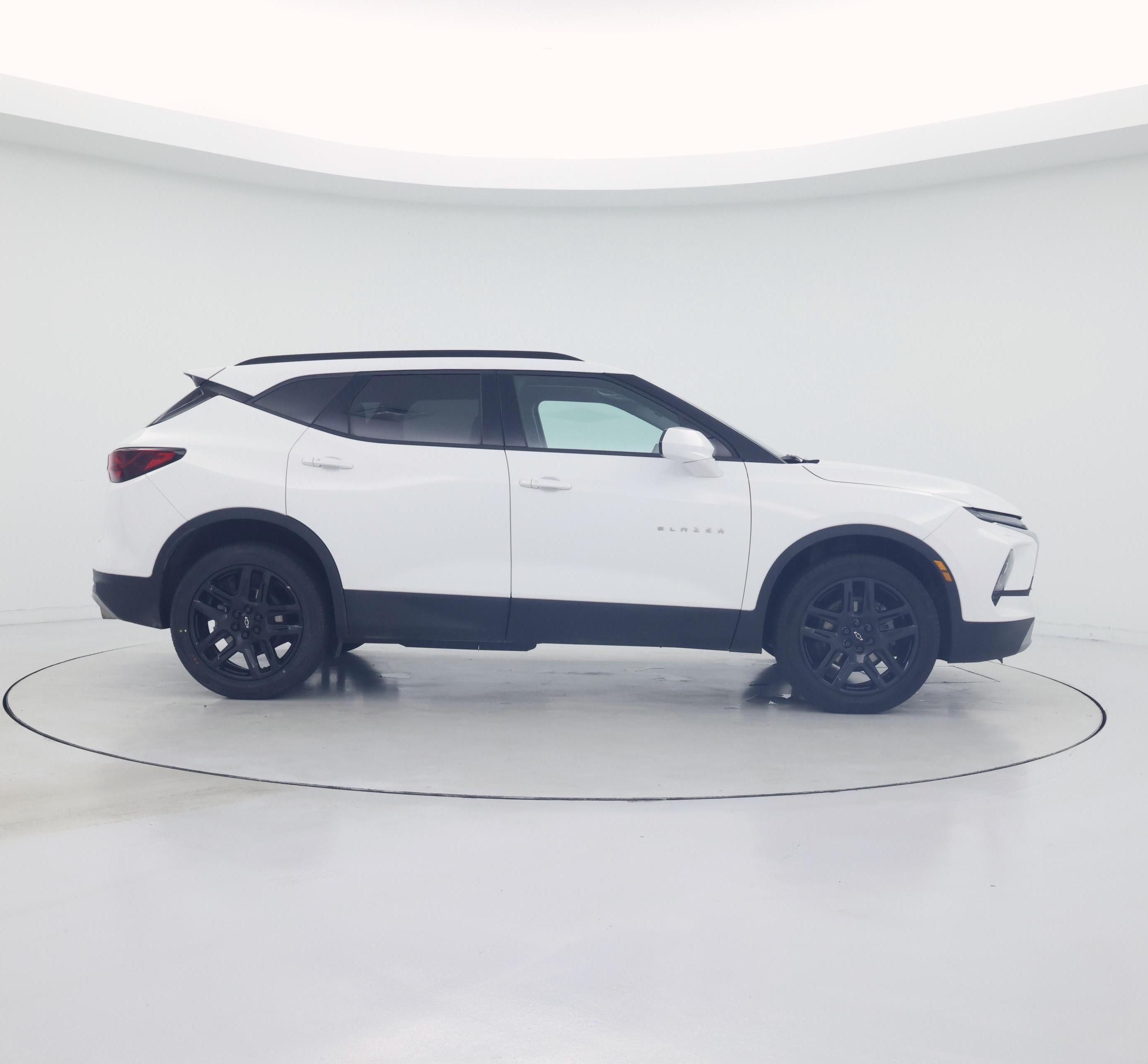 Thumbnail: 2023 Chevrolet Blazer - 7
