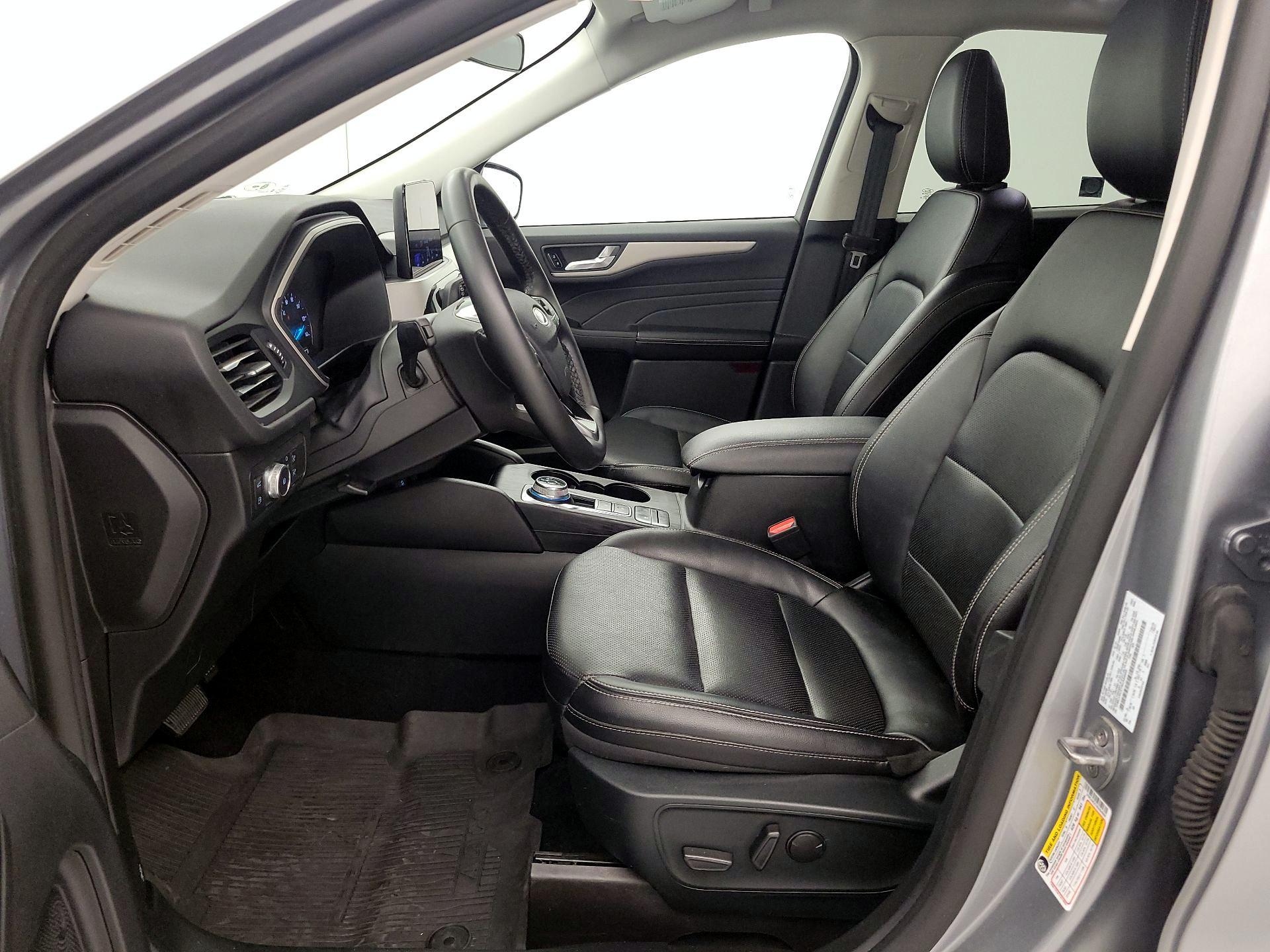 Thumbnail: 2022 Ford Escape - 11