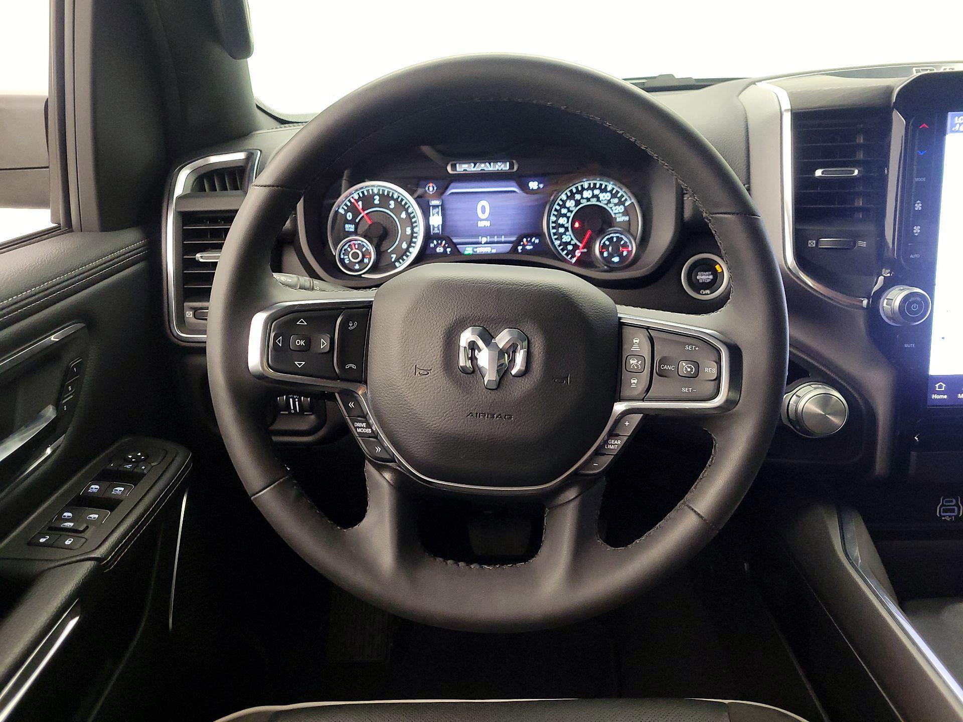 Thumbnail: 2025 RAM 1500 - 10