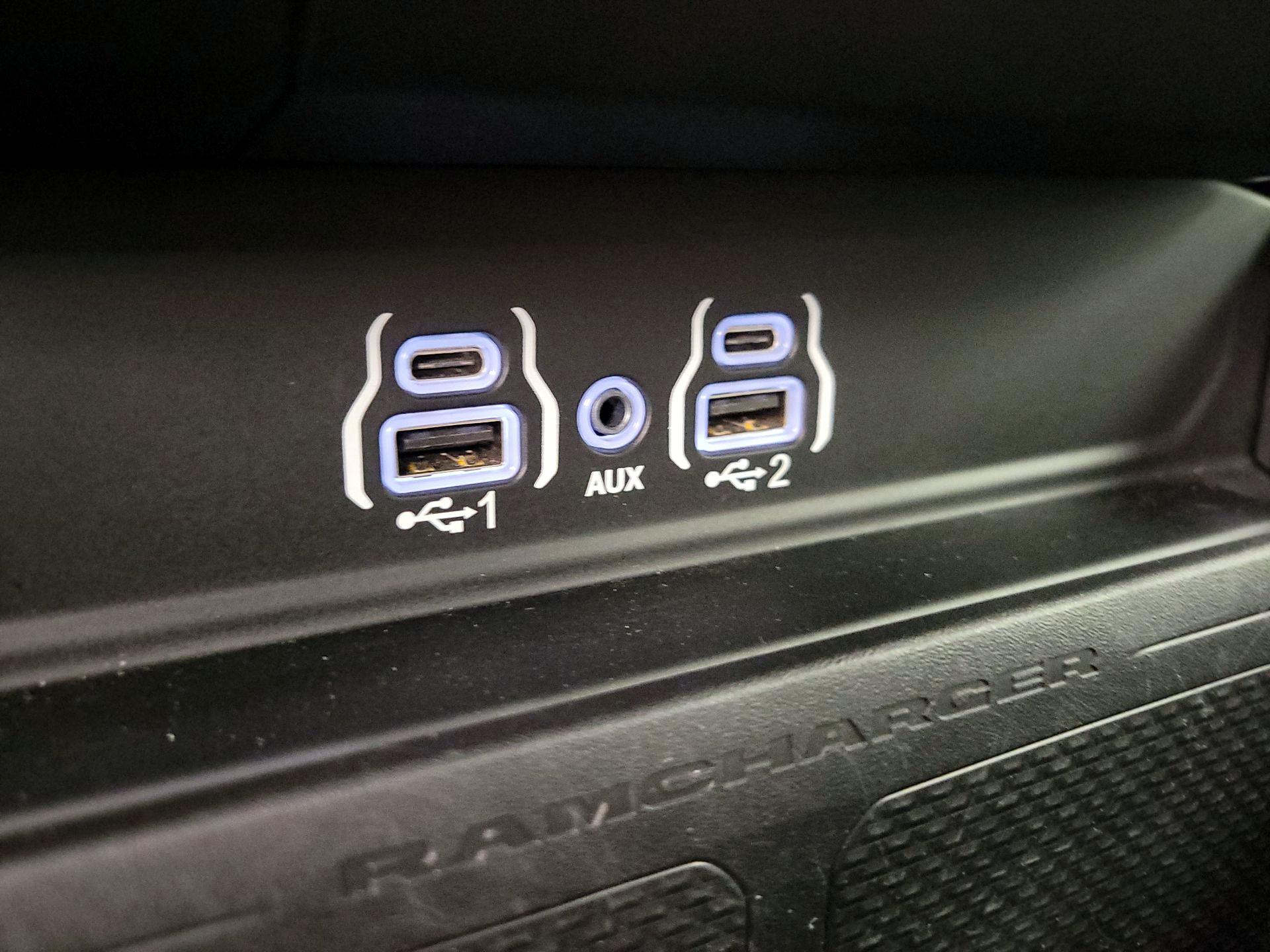 Thumbnail: 2025 RAM 1500 - 19