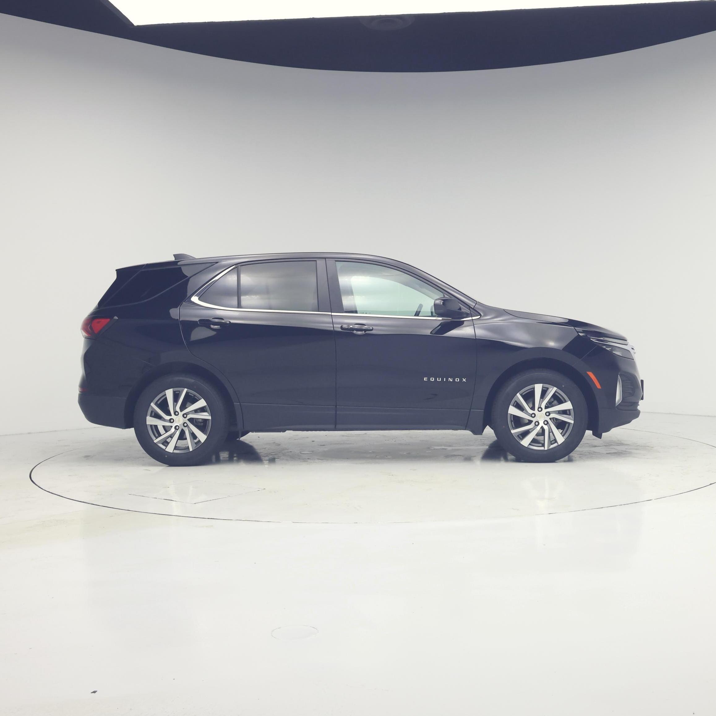 Thumbnail: 2023 Chevrolet Equinox - 7