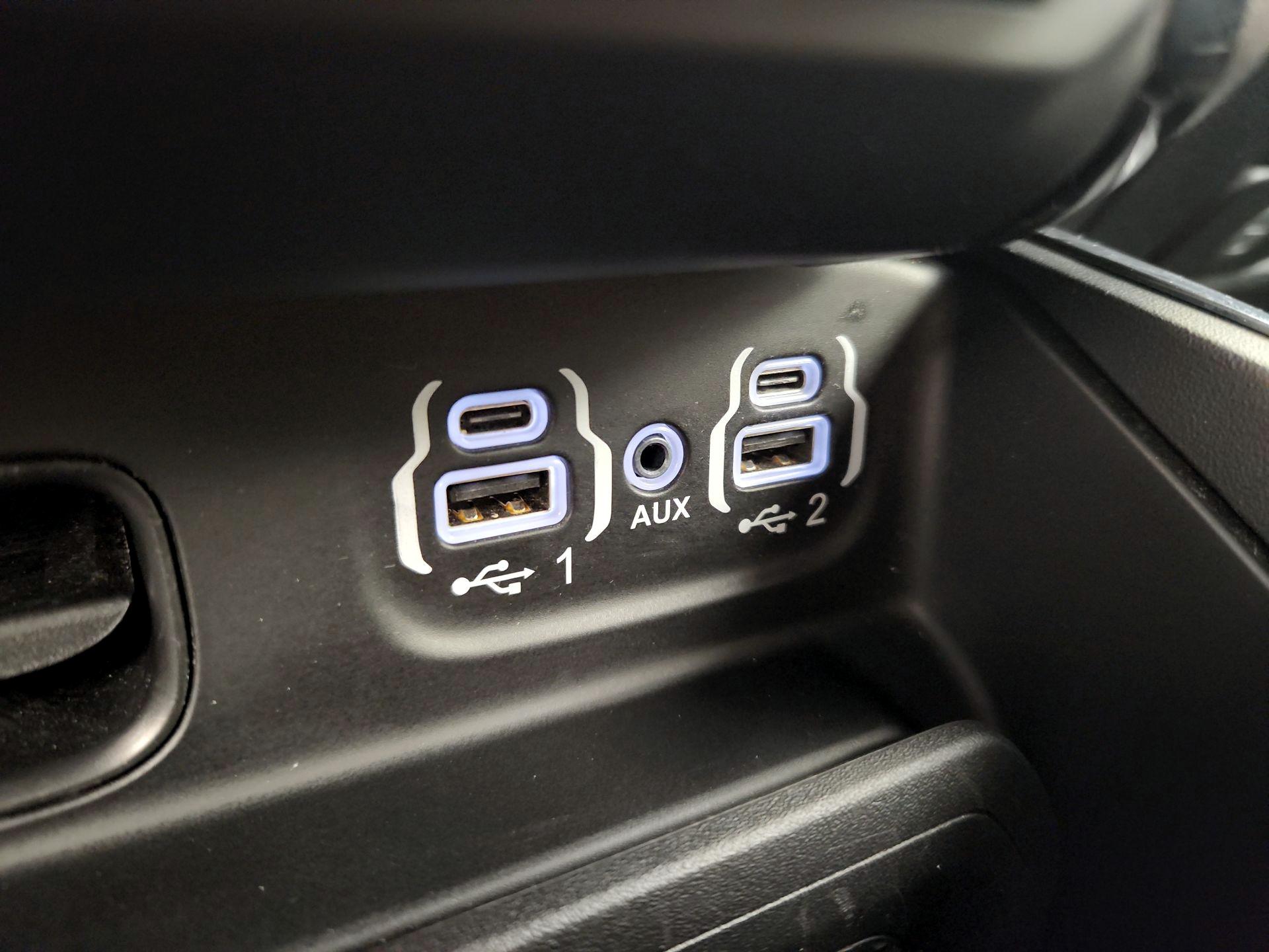 Thumbnail: 2024 RAM 1500 - 19