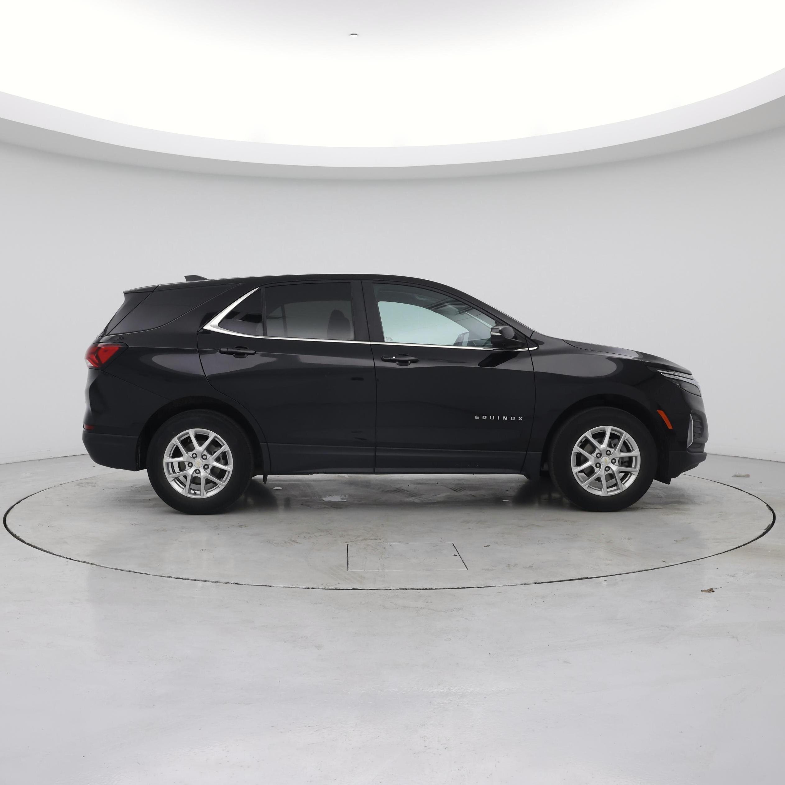 Thumbnail: 2022 Chevrolet Equinox - 7