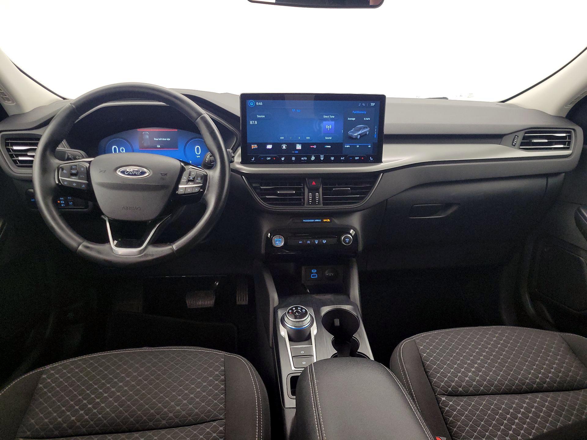 Thumbnail: 2023 Ford Escape - 9
