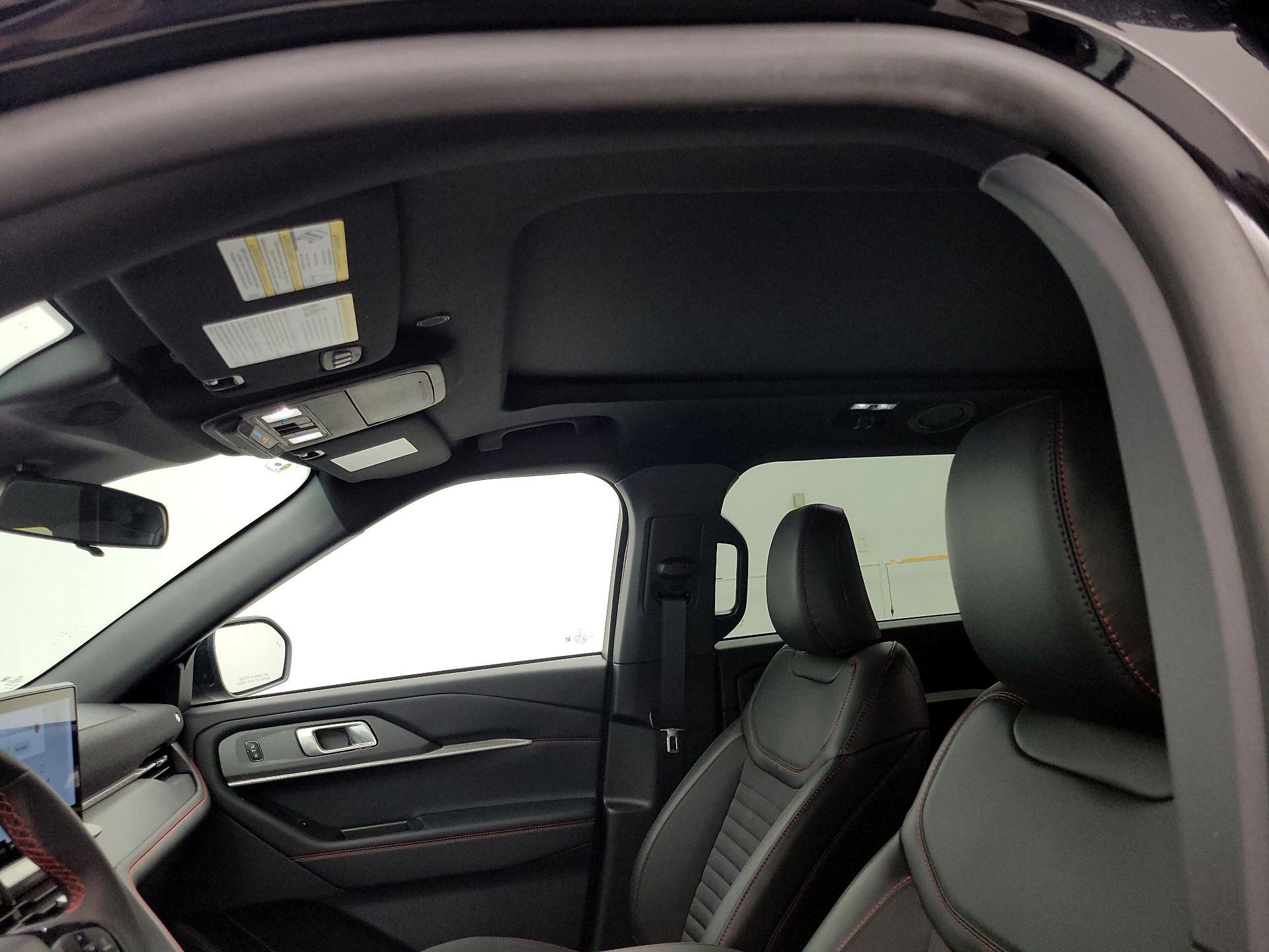 Thumbnail: 2025 Ford Explorer - 20