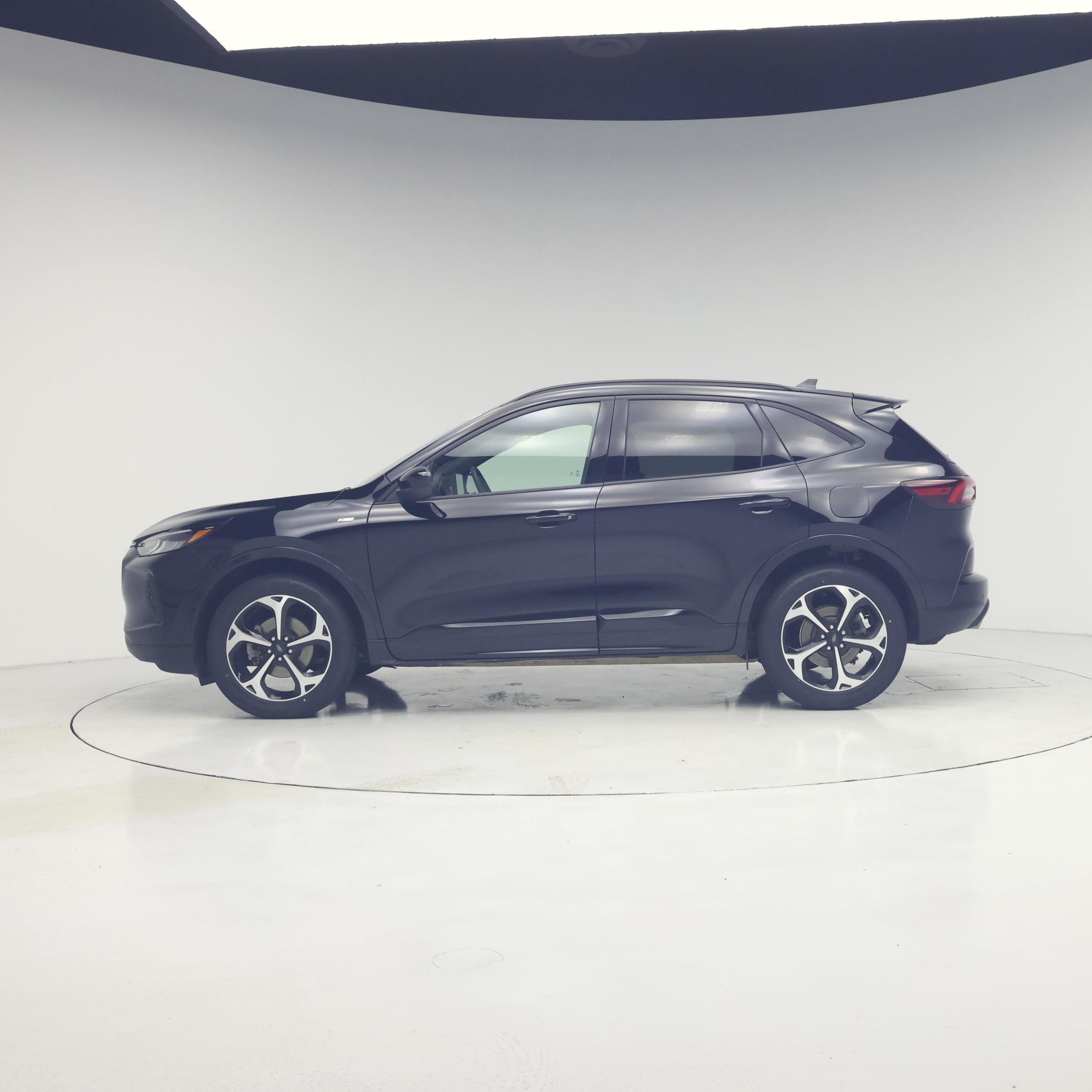 Thumbnail: 2023 Ford Escape - 3