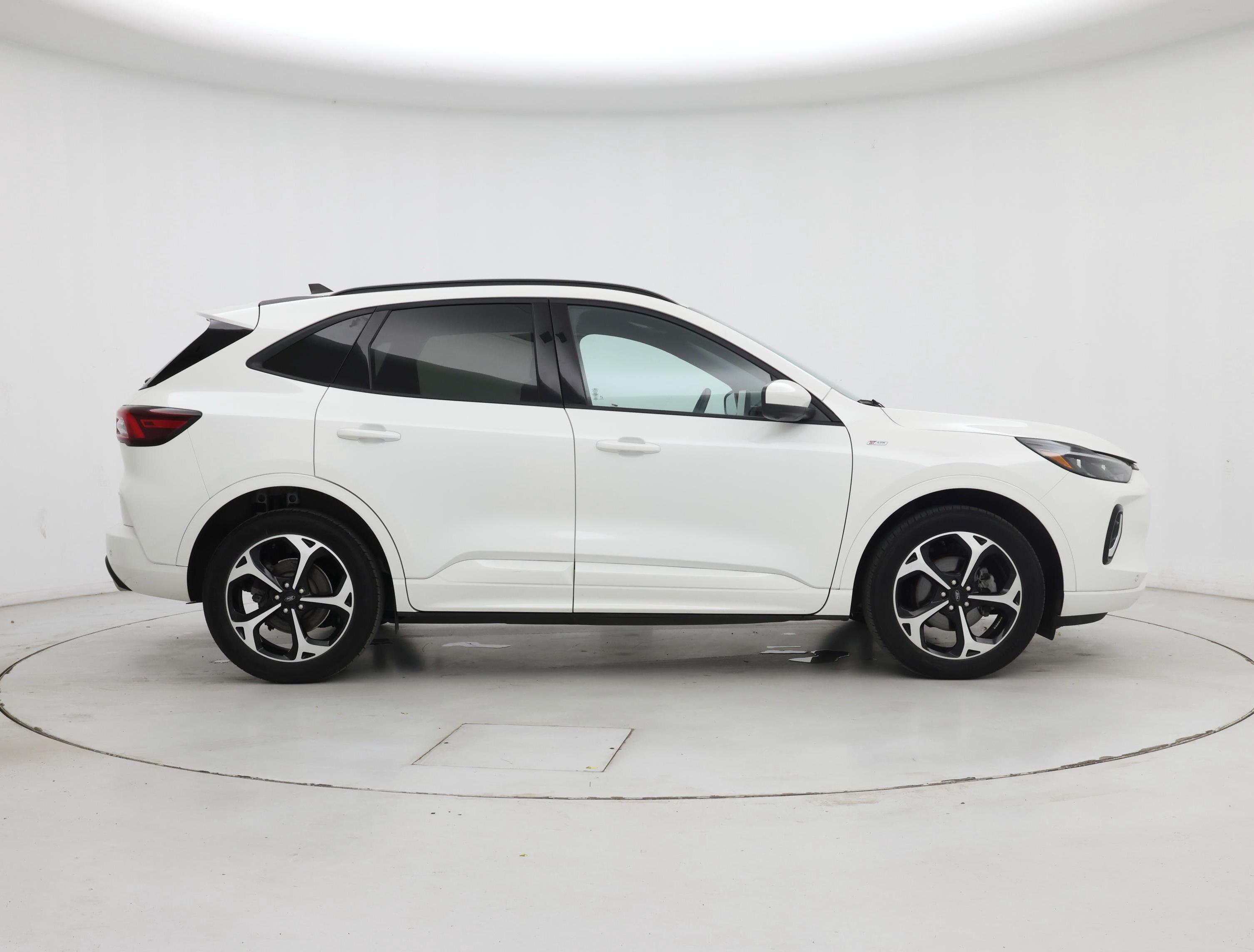 Thumbnail: 2023 Ford Escape - 7