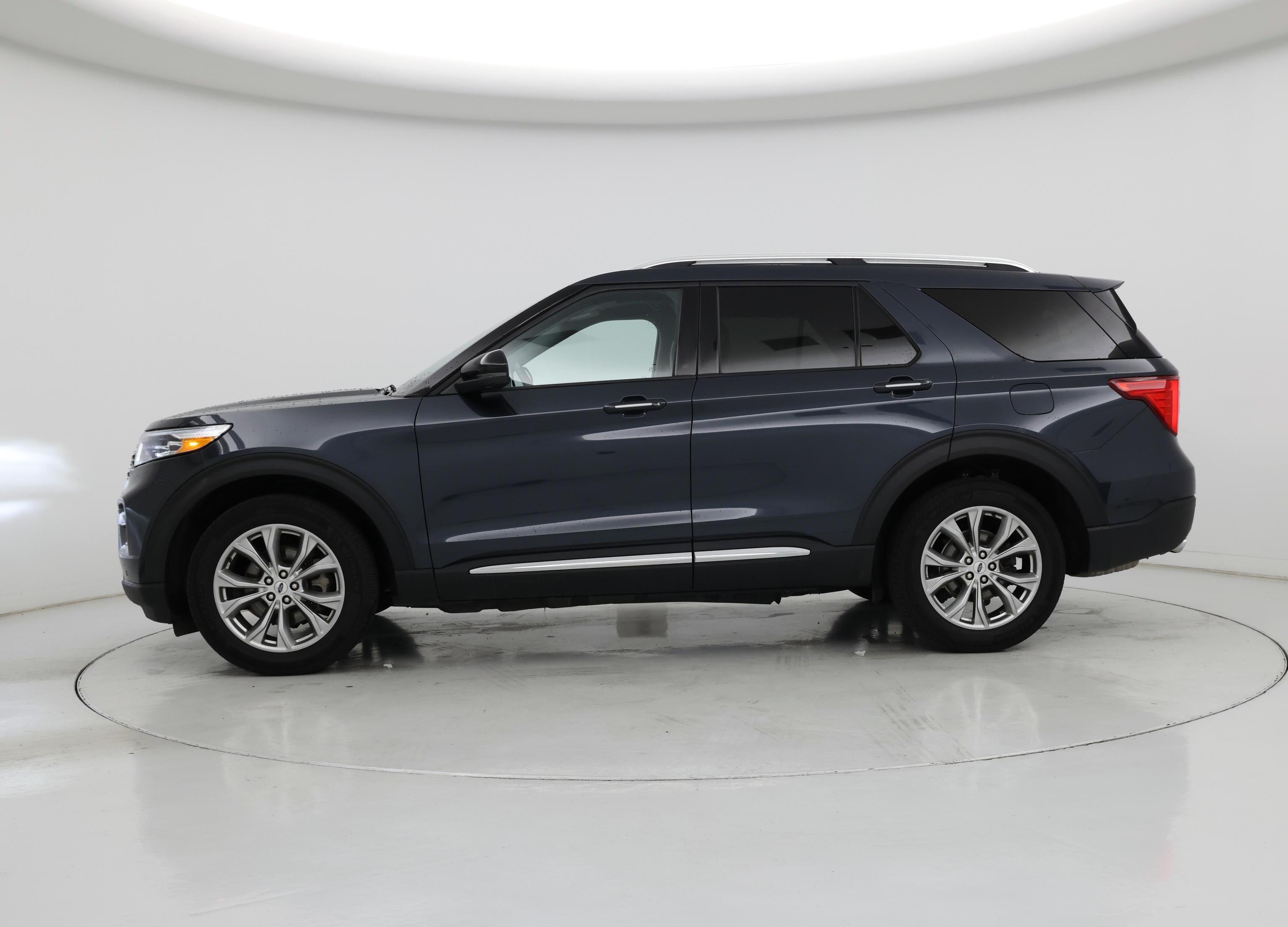 Thumbnail: 2023 Ford Explorer - 3