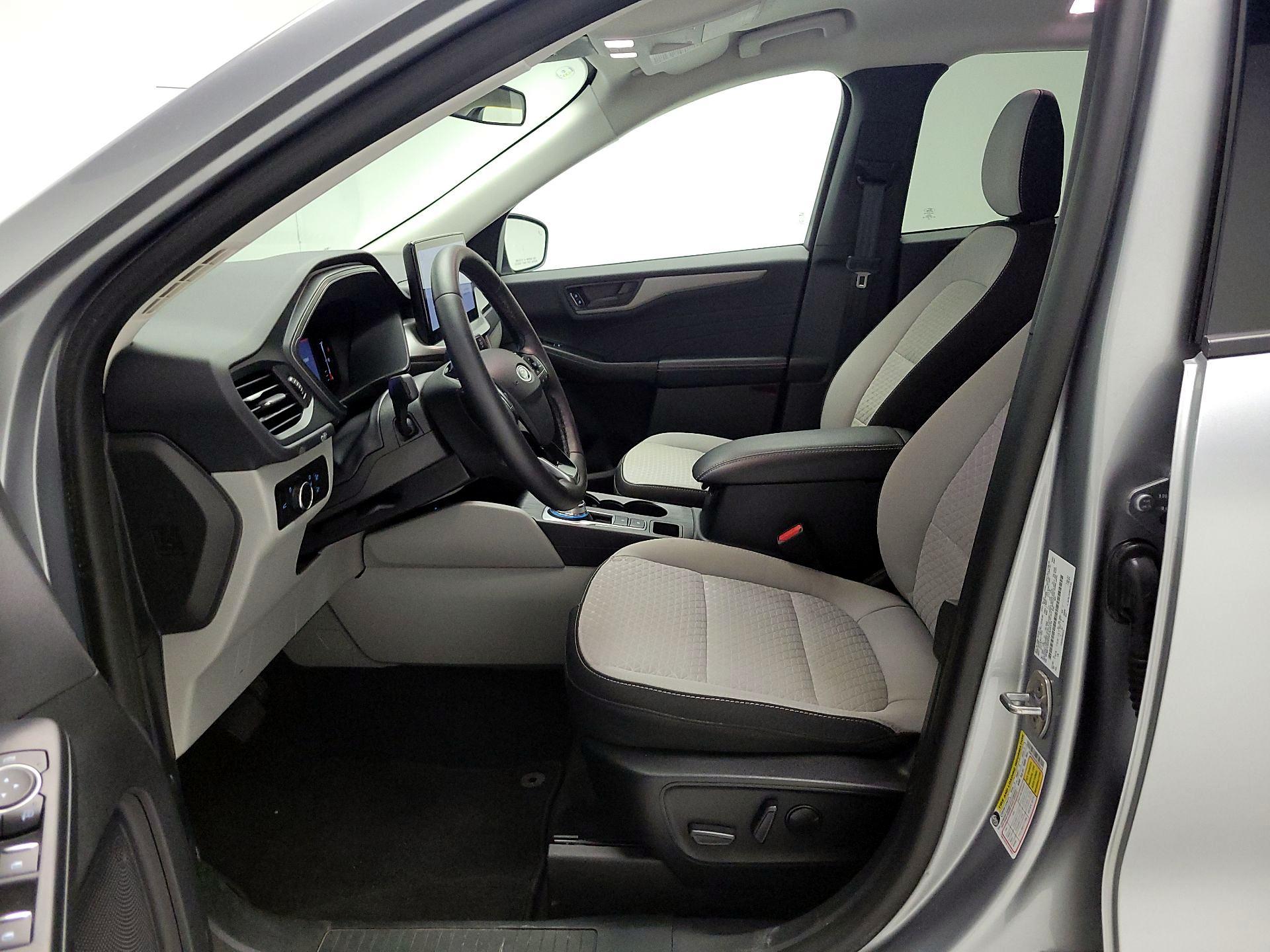 Thumbnail: 2023 Ford Escape - 11