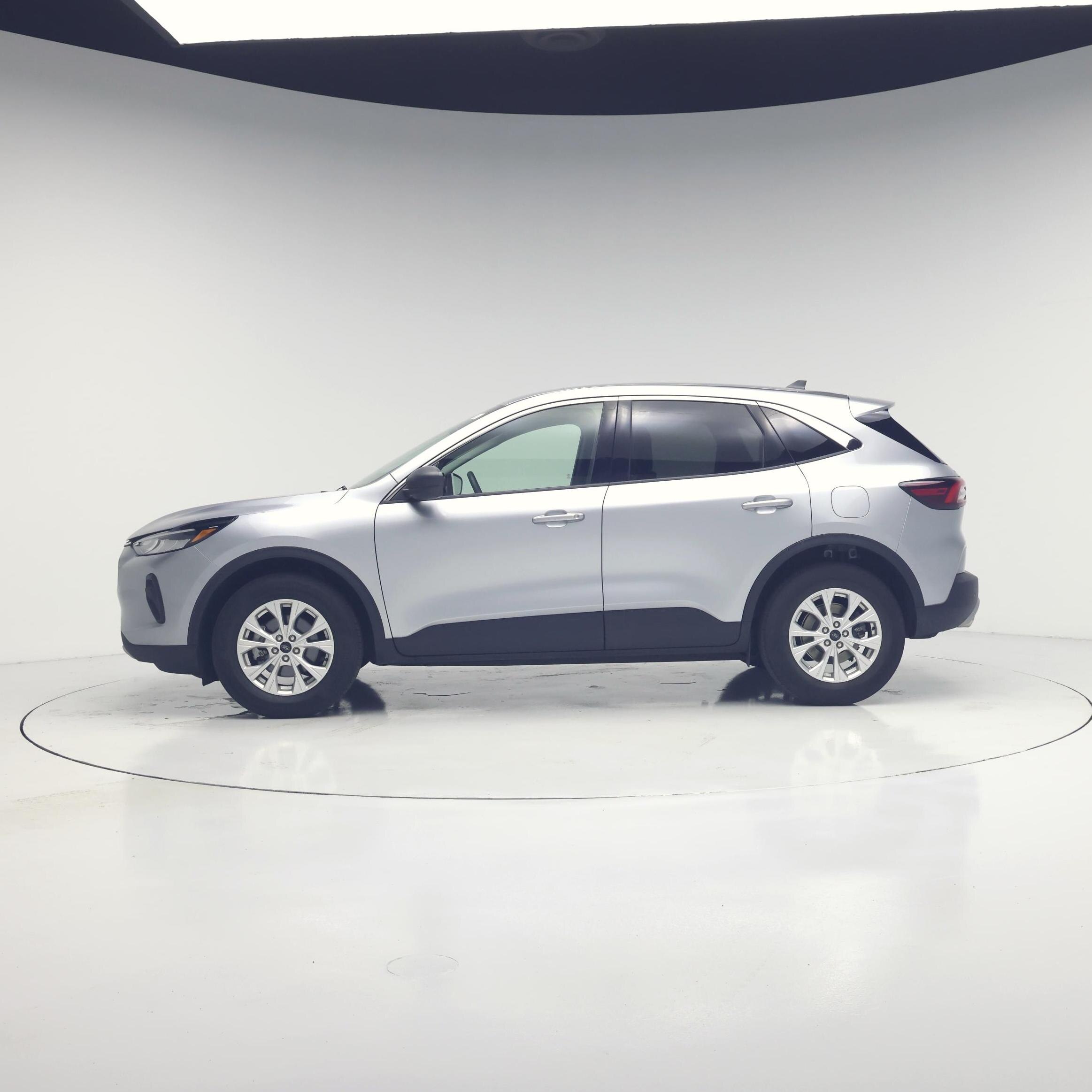 Thumbnail: 2023 Ford Escape - 3