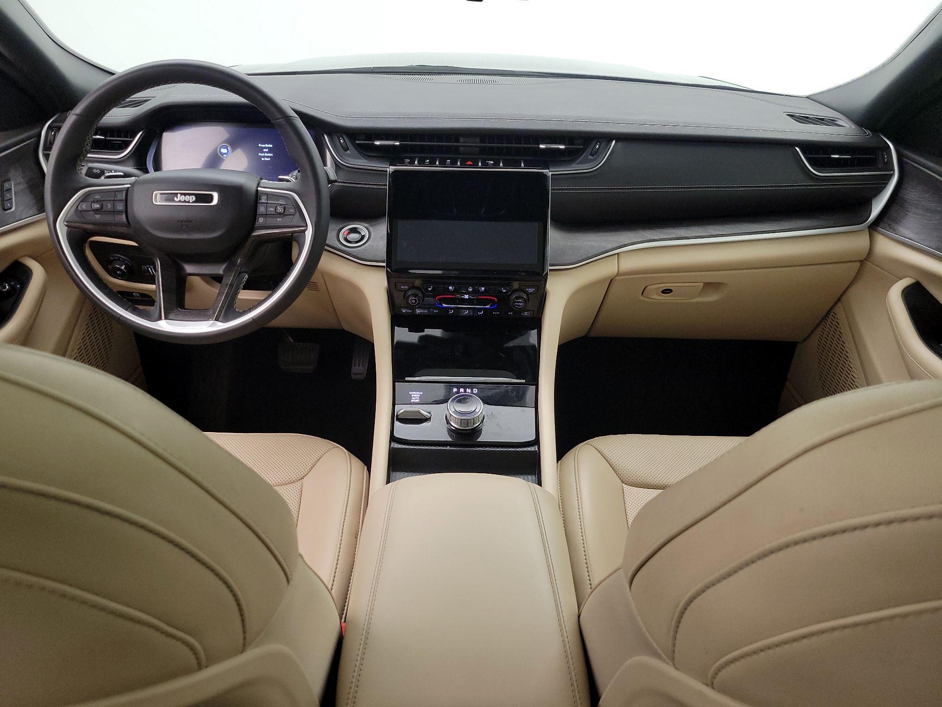 Thumbnail: 2024 Jeep Grand Cherokee L - 9