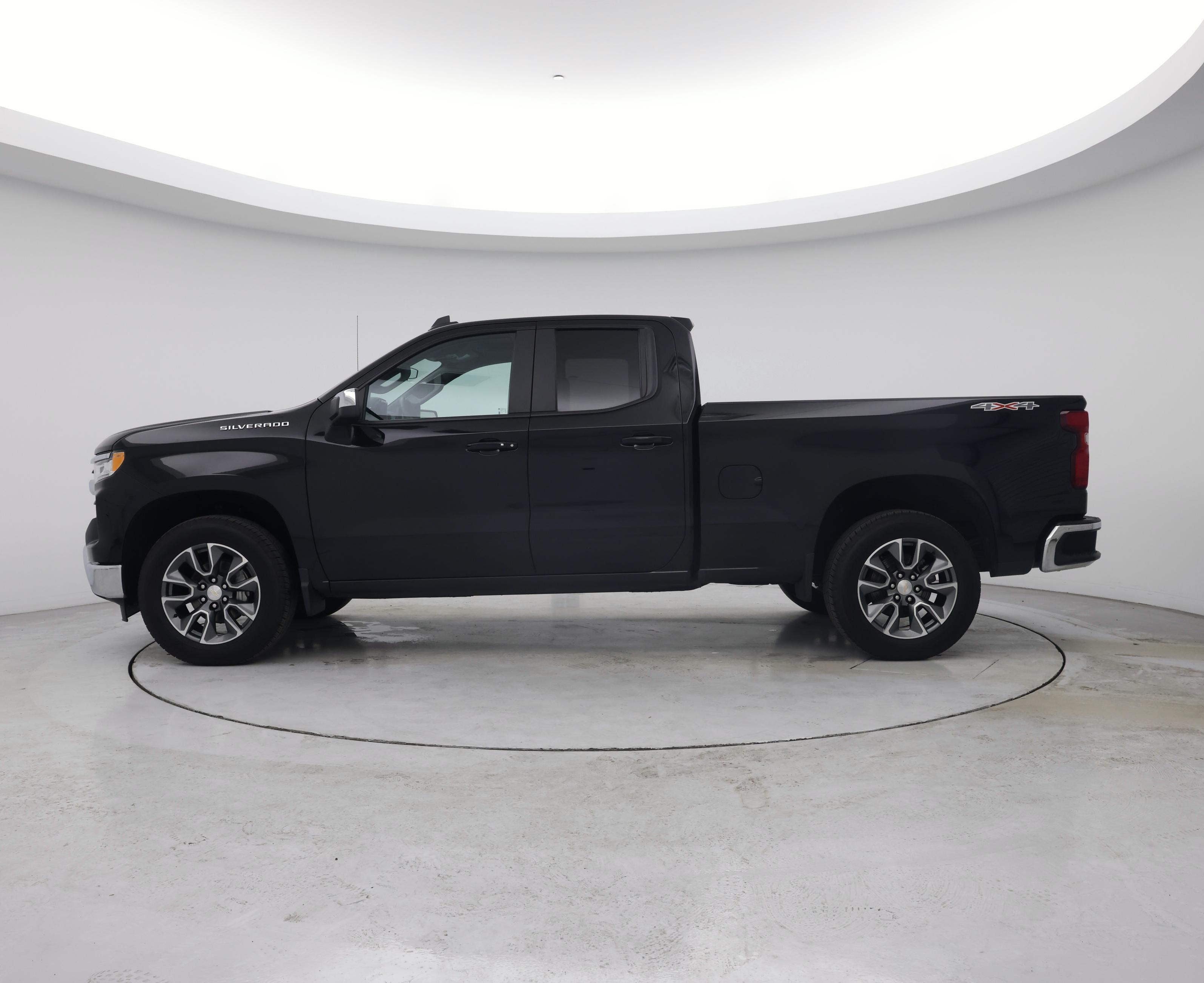 Thumbnail: 2024 Chevrolet Silverado 1500 - 3