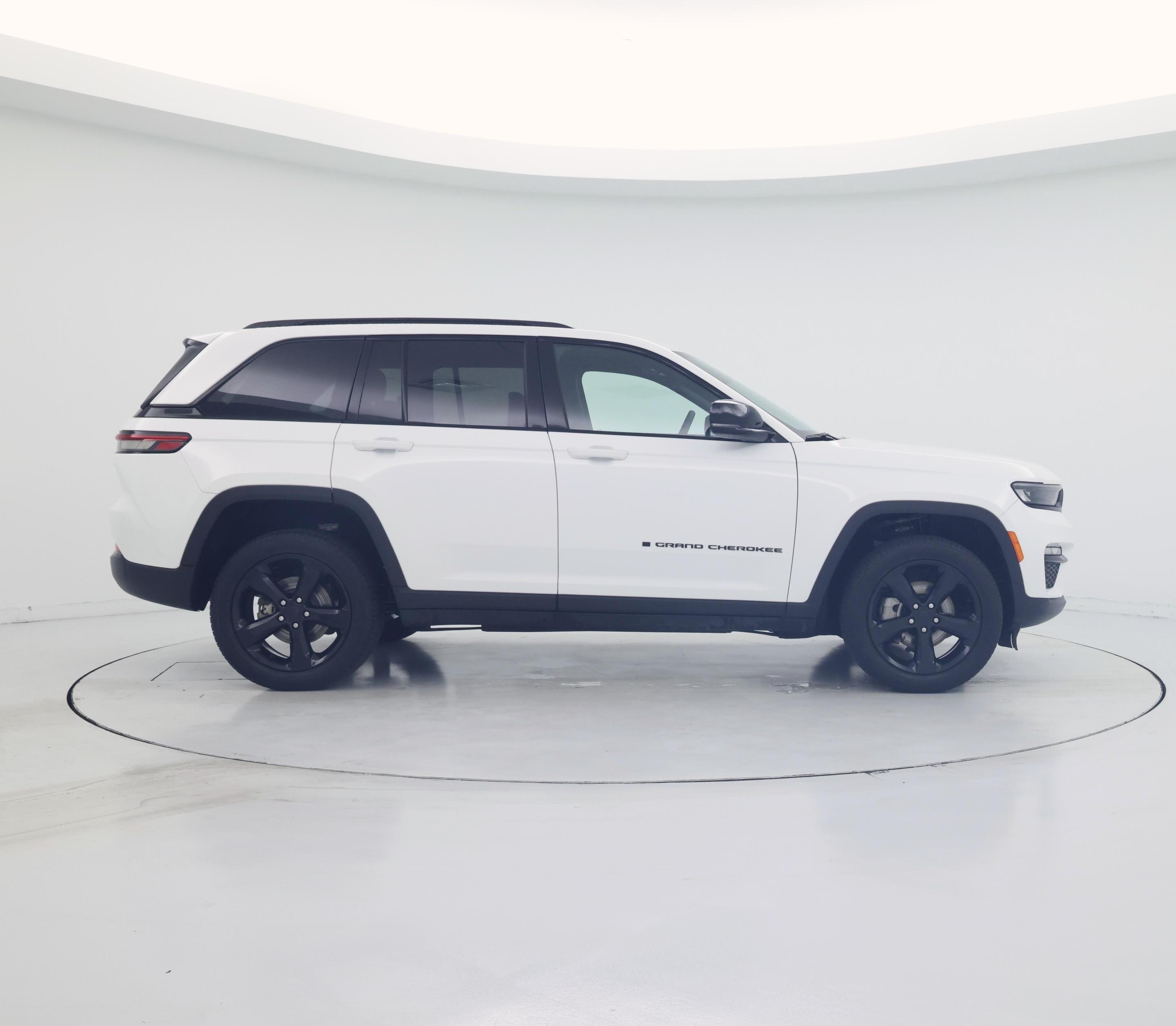 Thumbnail: 2024 Jeep Grand Cherokee - 7