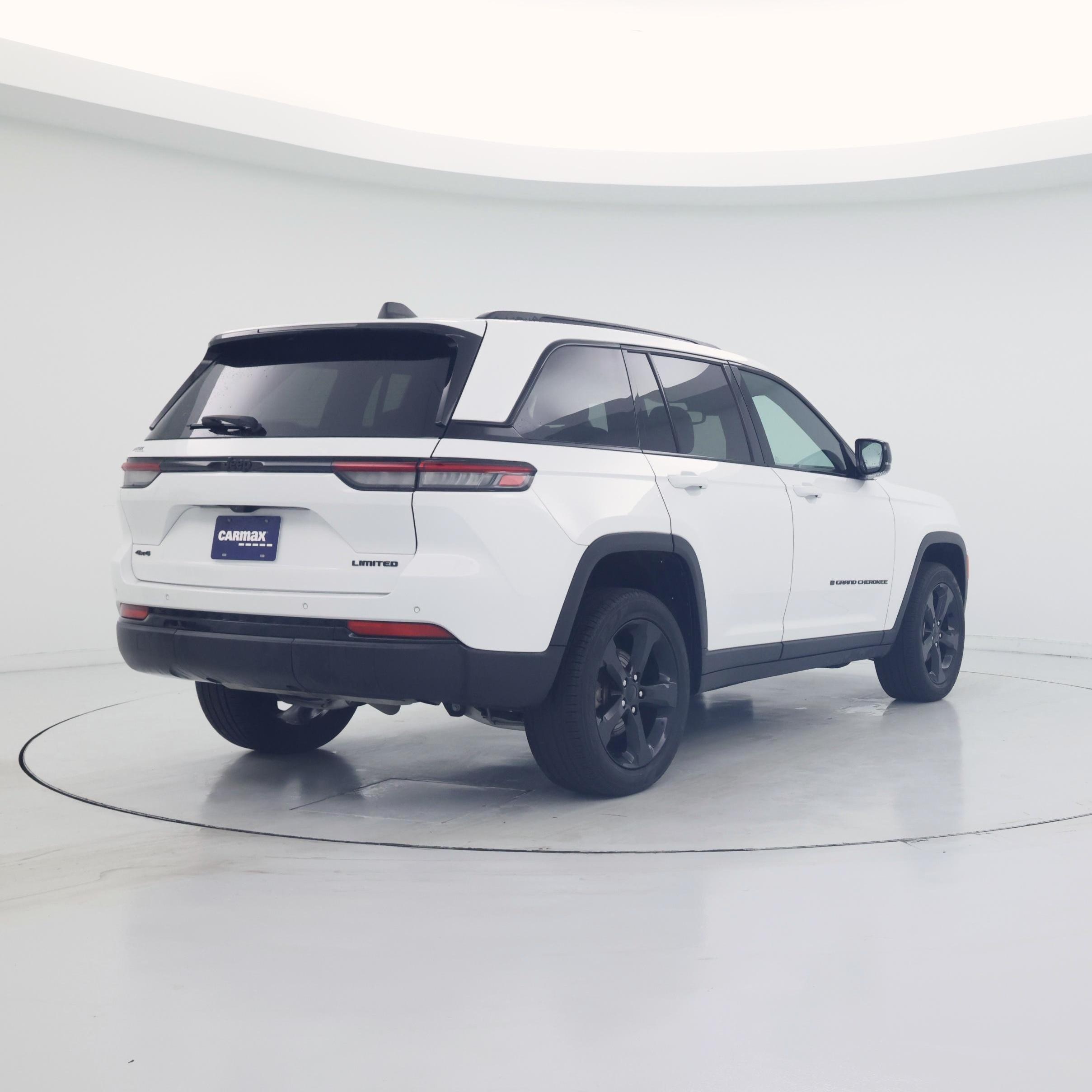 Thumbnail: 2024 Jeep Grand Cherokee - 8