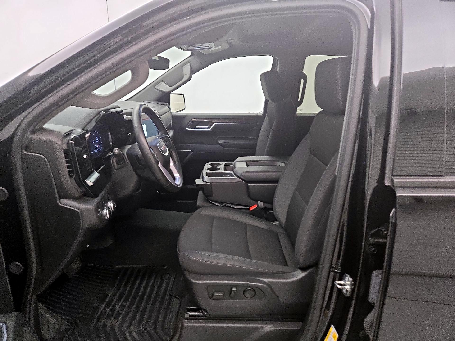 Thumbnail: 2024 GMC Sierra 1500 - 11