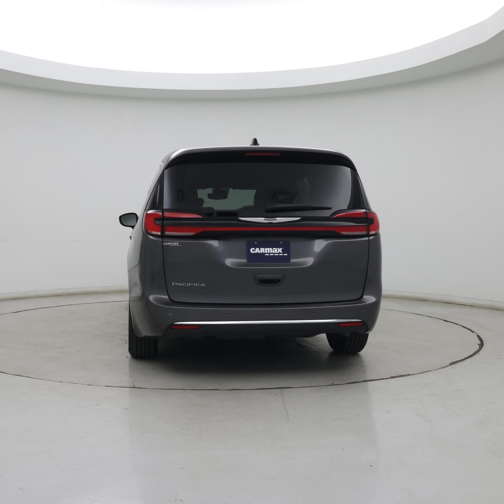 Thumbnail: 2023 Chrysler Pacifica - 6
