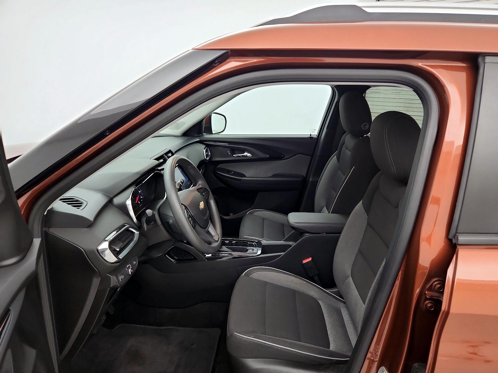 Thumbnail: 2021 Chevrolet TrailBlazer - 11
