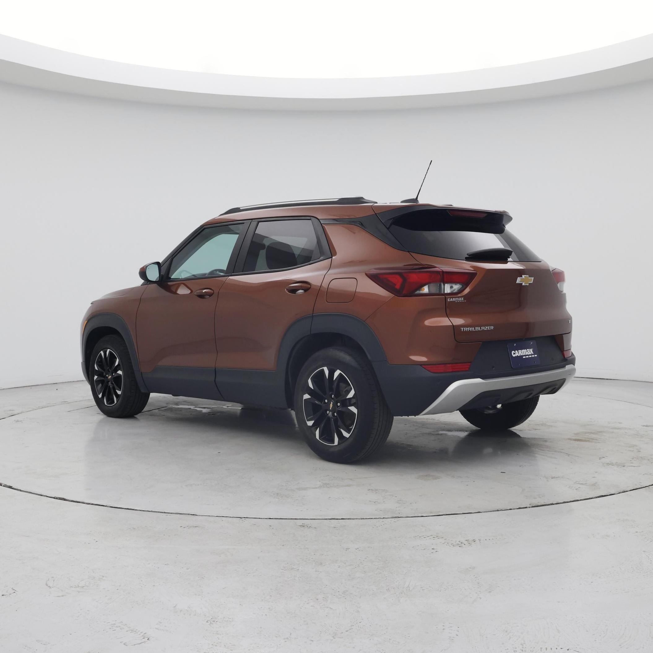 Thumbnail: 2021 Chevrolet TrailBlazer - 2
