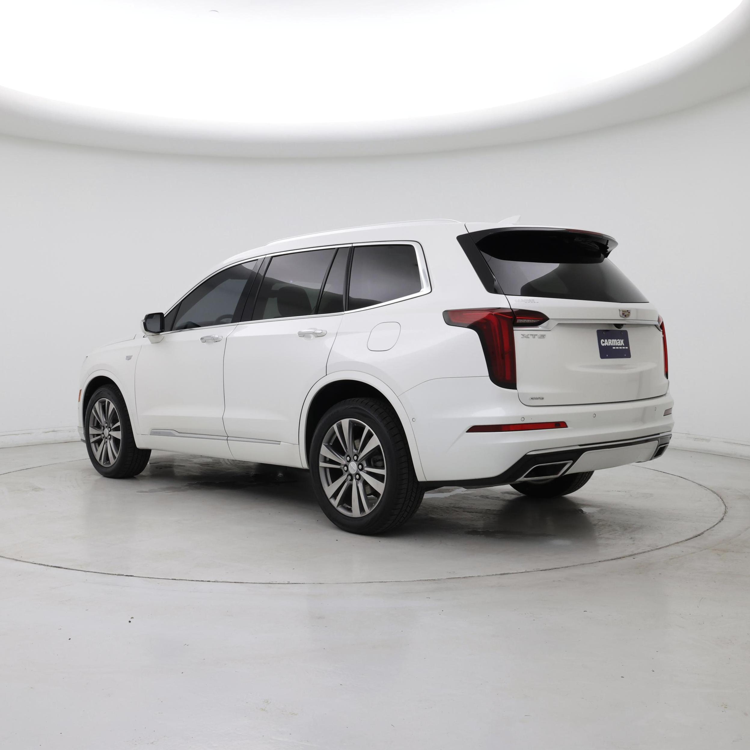 Thumbnail: 2021 Cadillac XT6 - 2