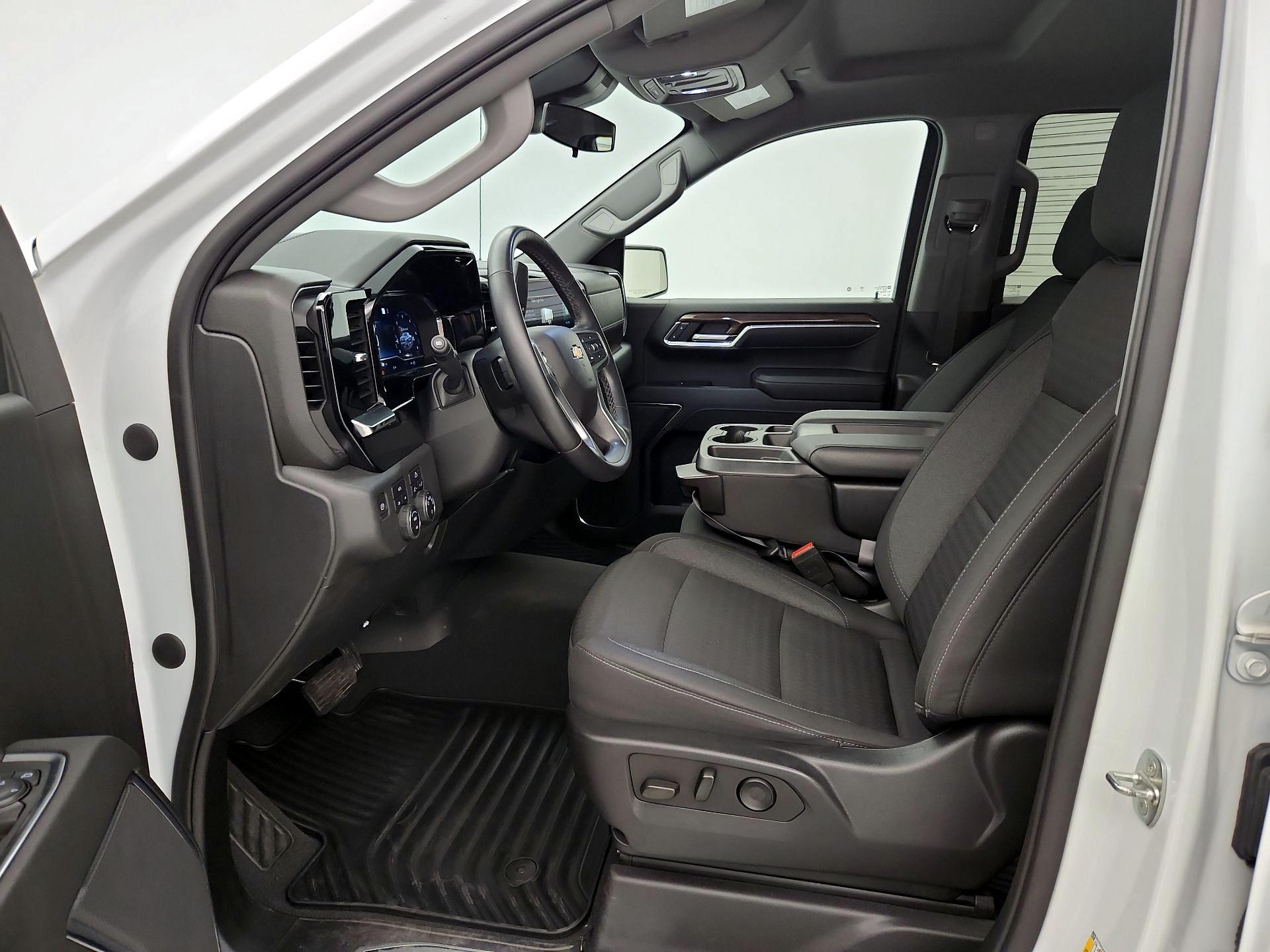Thumbnail: 2023 Chevrolet Silverado 1500 - 11