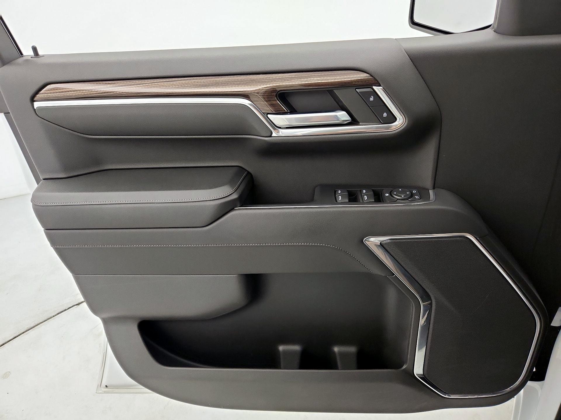 Thumbnail: 2023 Chevrolet Silverado 1500 - 12