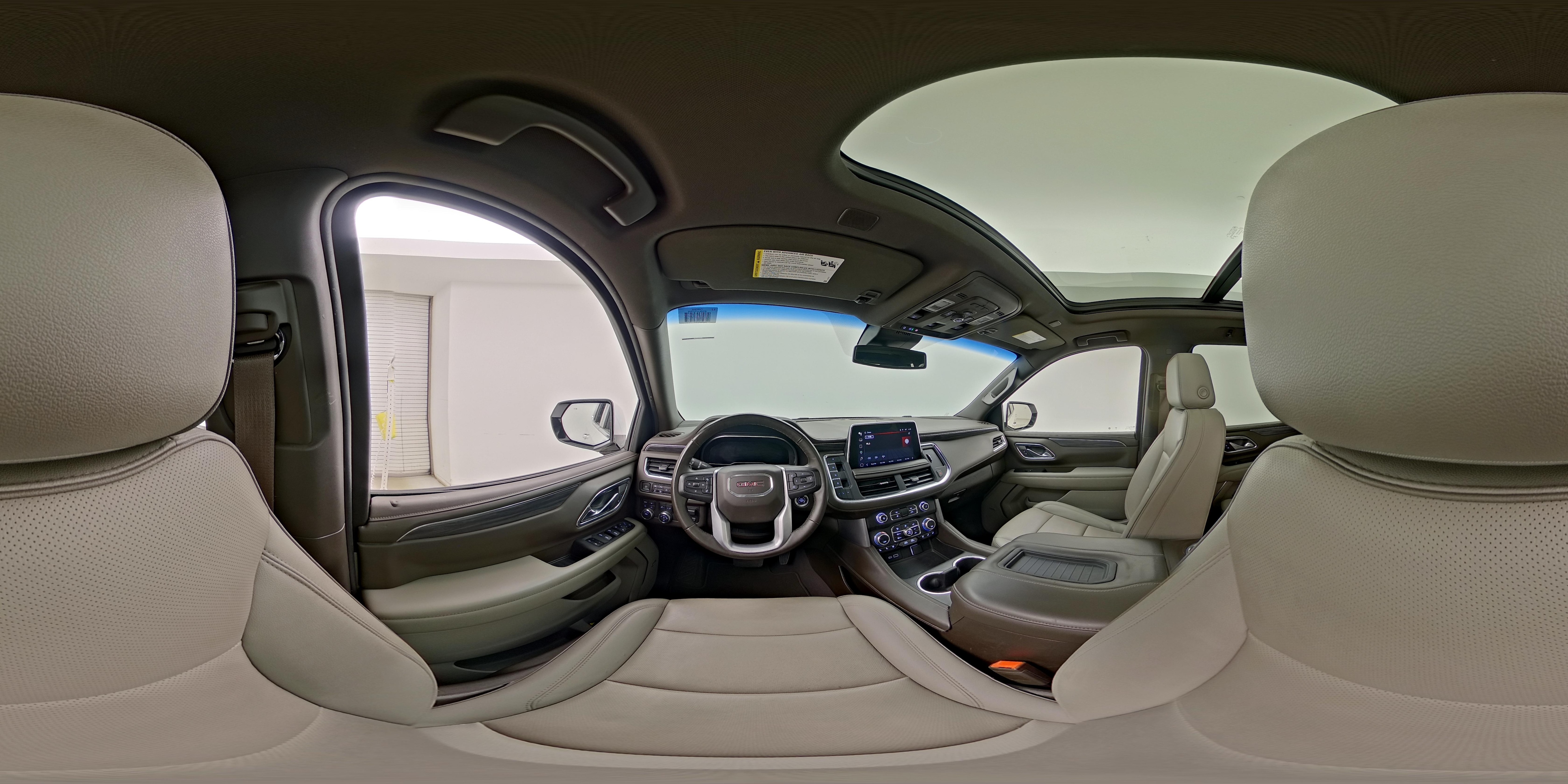 2023 GMC Yukon SLT - Photo 29