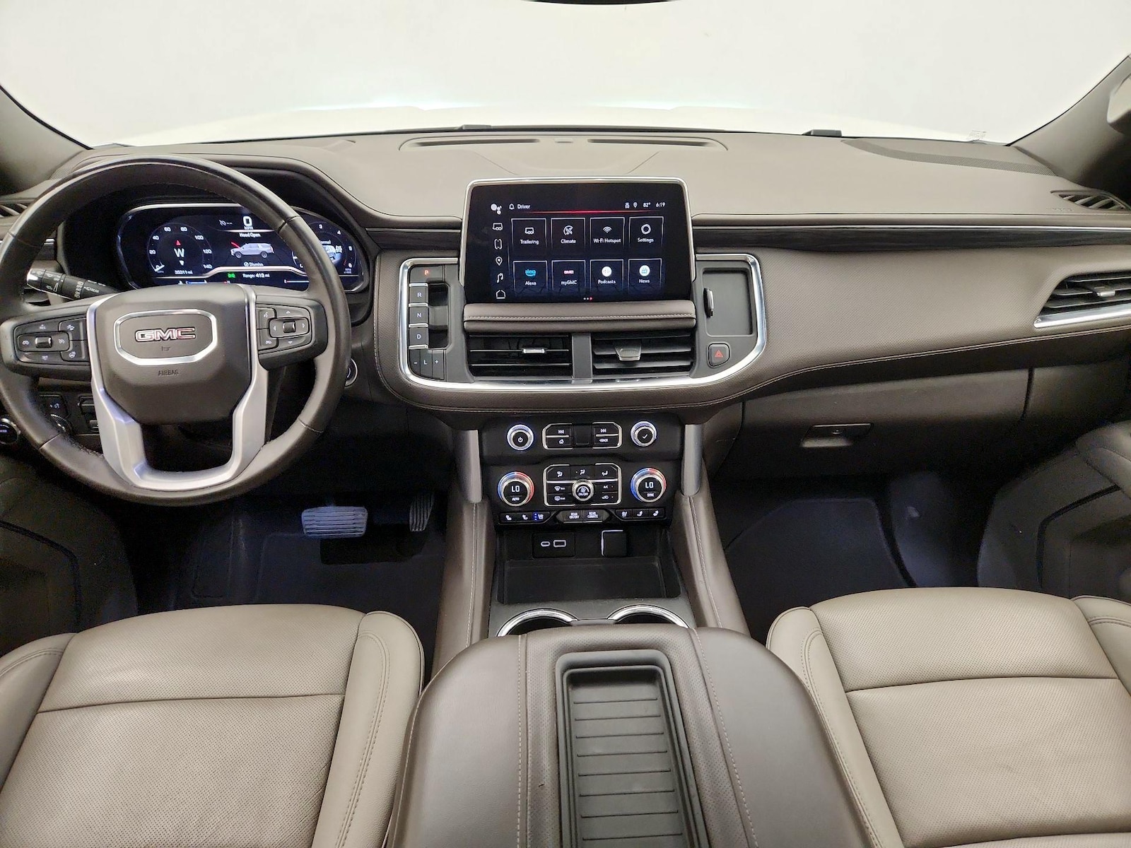 2023 GMC Yukon SLT - Photo 10