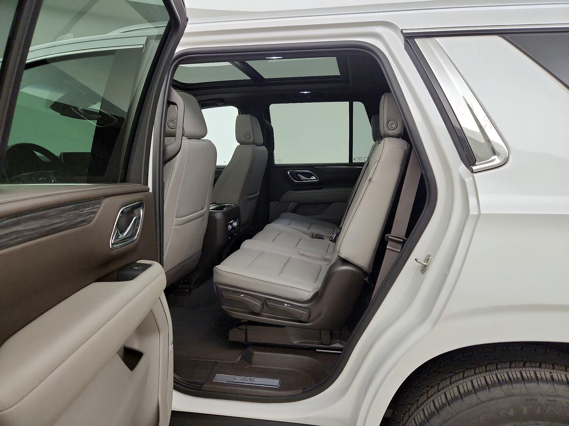 Thumbnail: 2023 GMC Yukon - 20