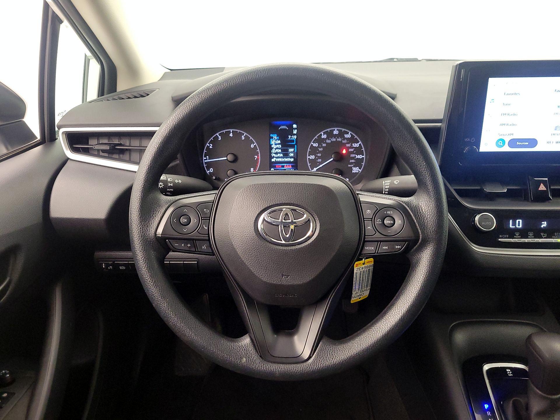 Thumbnail: 2024 Toyota Corolla - 10
