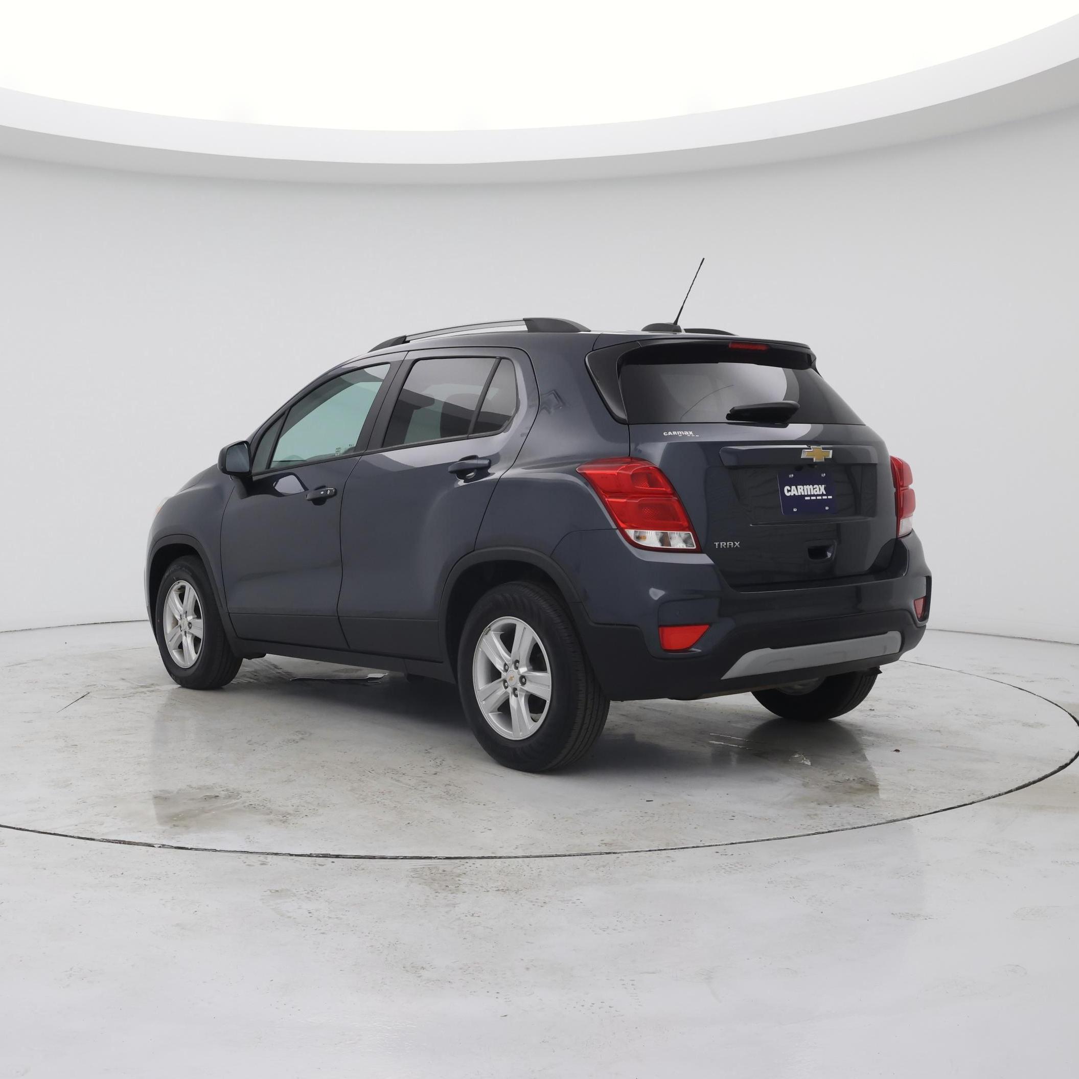 Thumbnail: 2021 Chevrolet Trax - 2