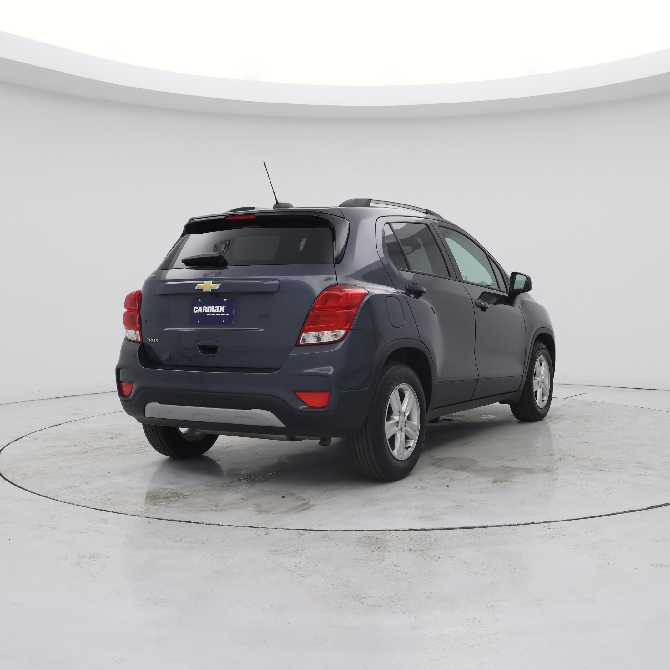 Thumbnail: 2021 Chevrolet Trax - 8