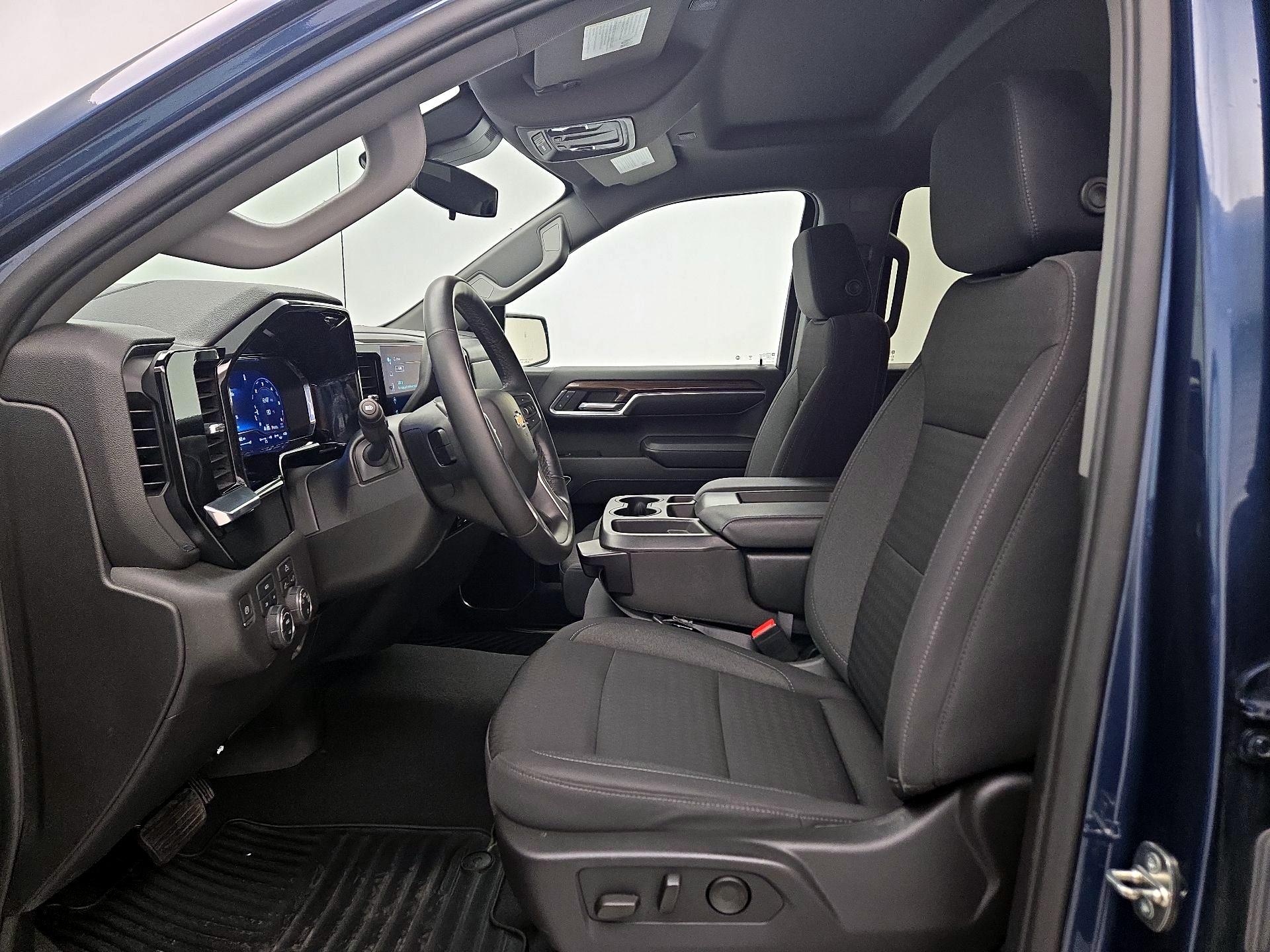 Thumbnail: 2023 Chevrolet Silverado 1500 - 11