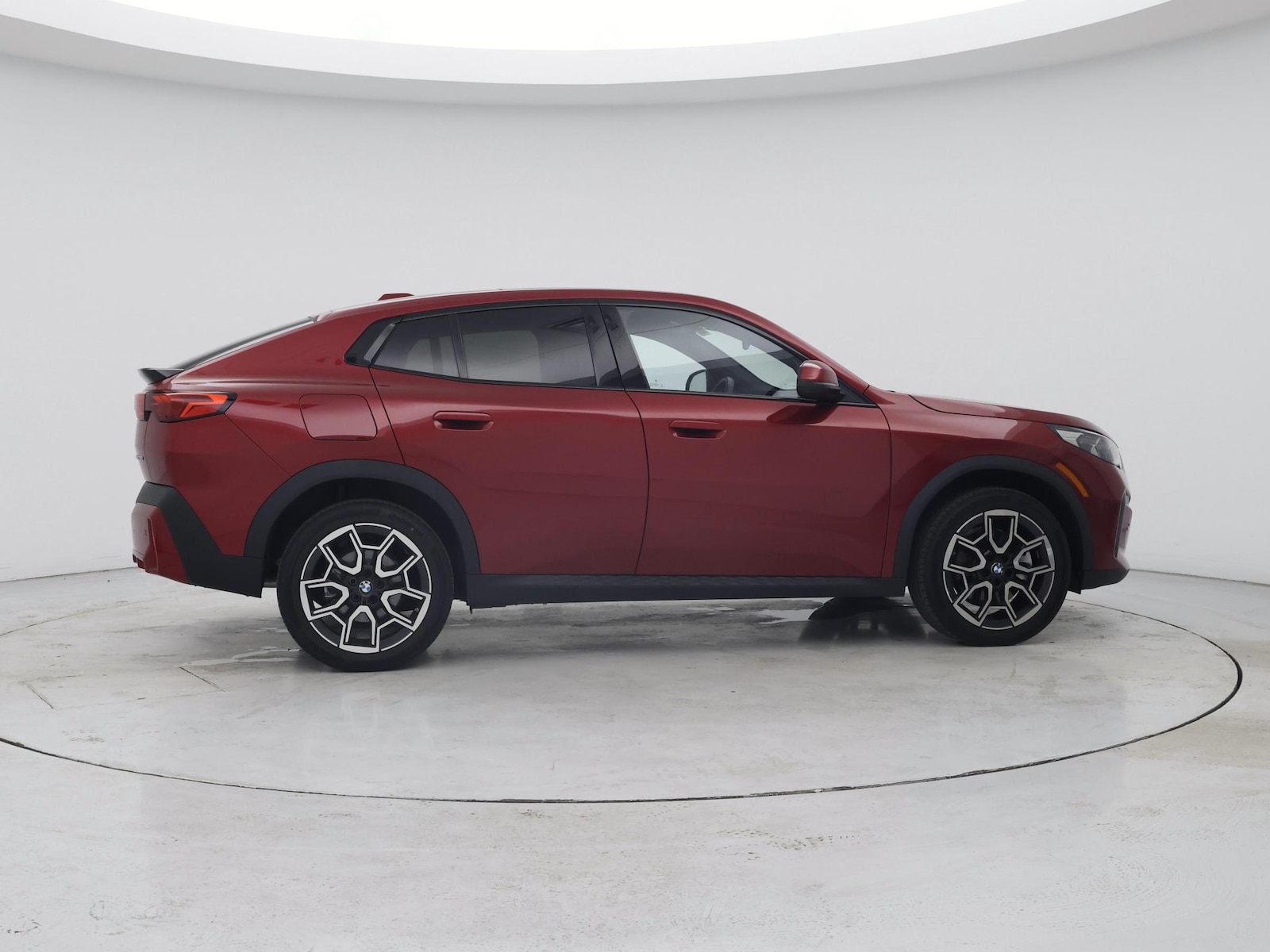 2026 BMW X2 28i - Photo 8