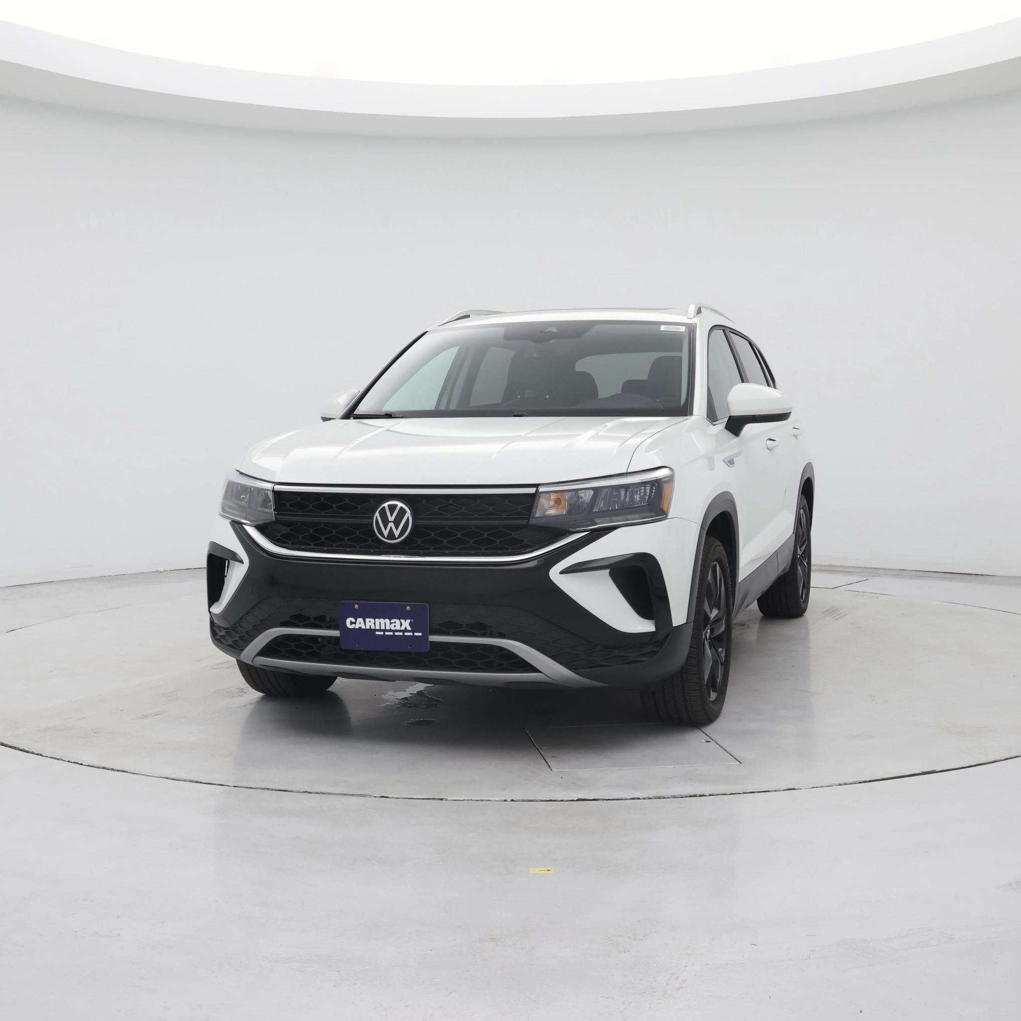 Thumbnail: 2022 Volkswagen Taos - 4