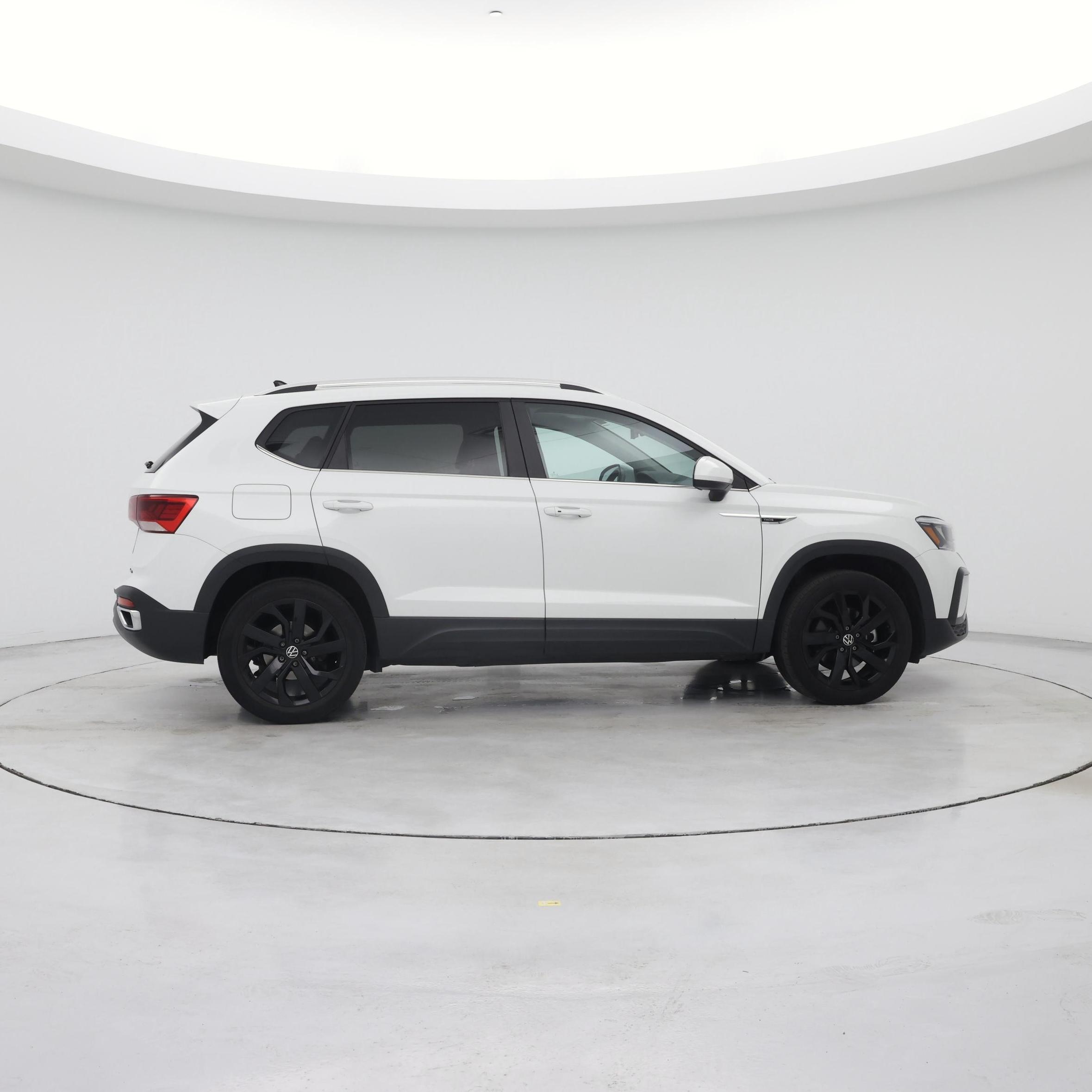 Thumbnail: 2022 Volkswagen Taos - 7