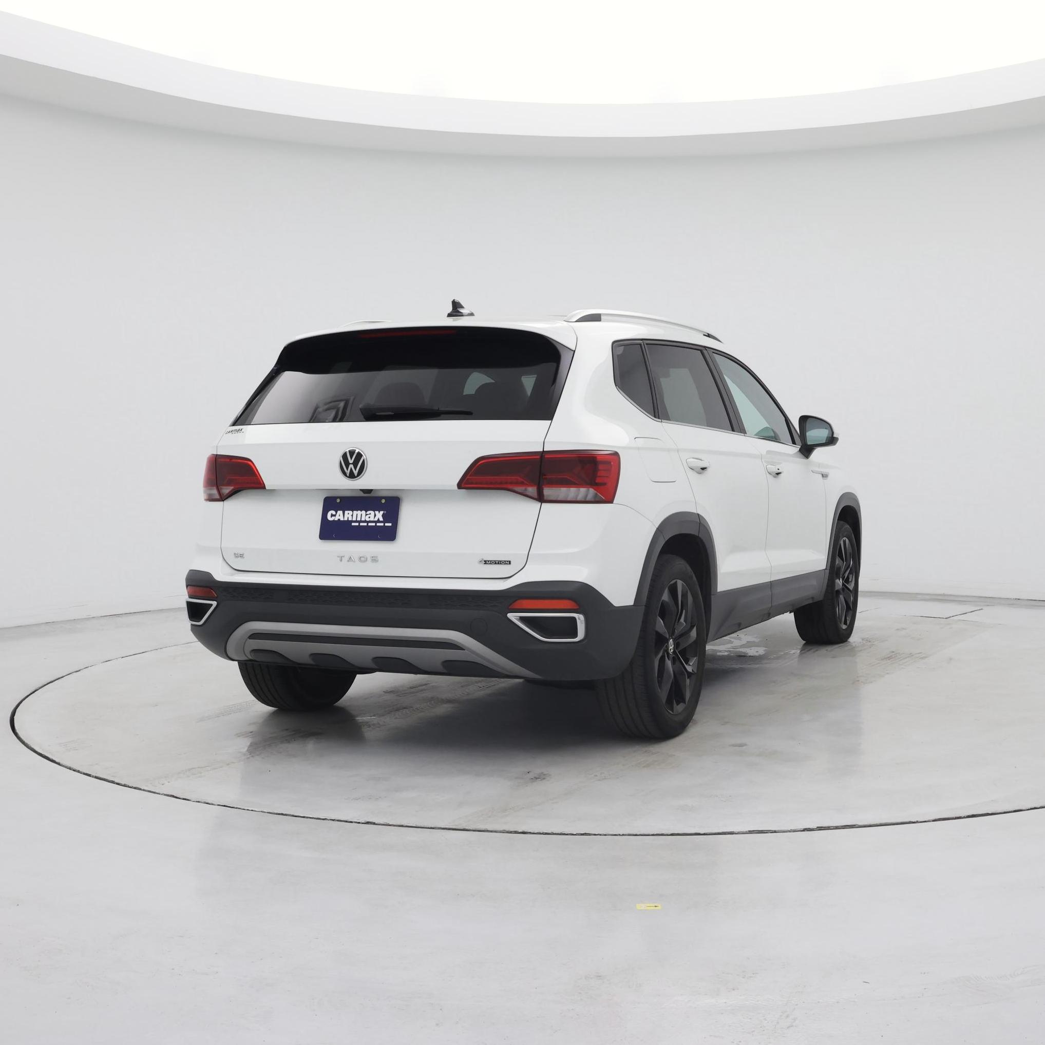 Thumbnail: 2022 Volkswagen Taos - 8