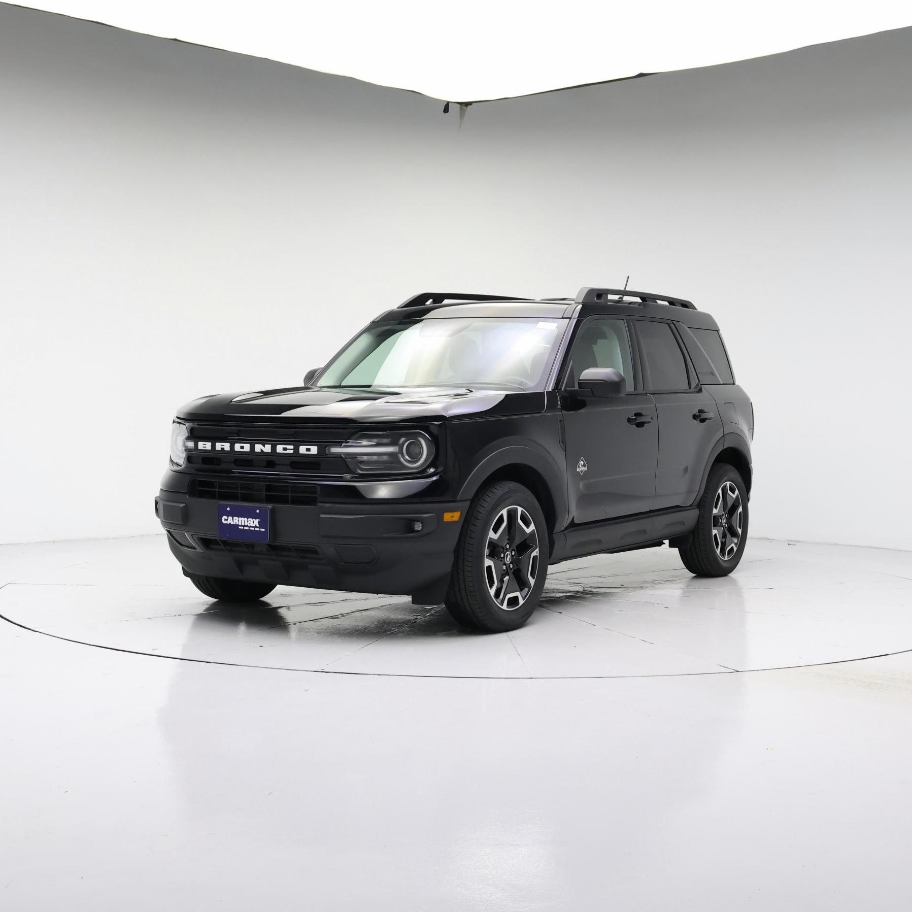 Thumbnail: 2023 Ford Bronco Sport - 4