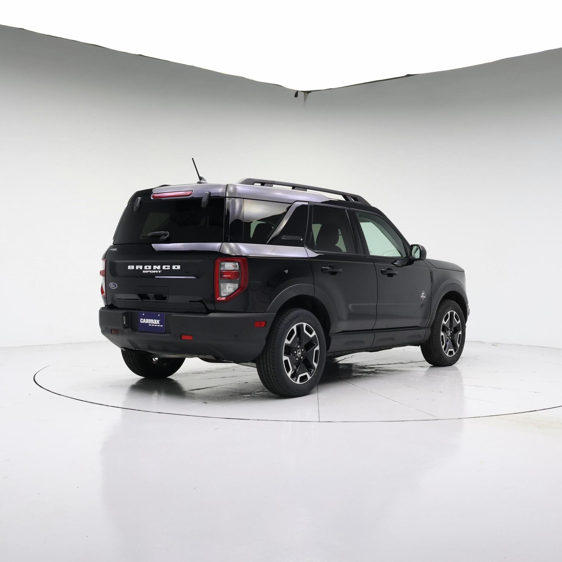 Thumbnail: 2023 Ford Bronco Sport - 8