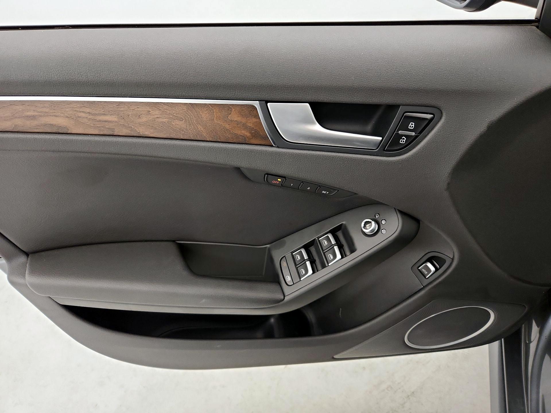 Thumbnail: 2015 Audi A4 - 12