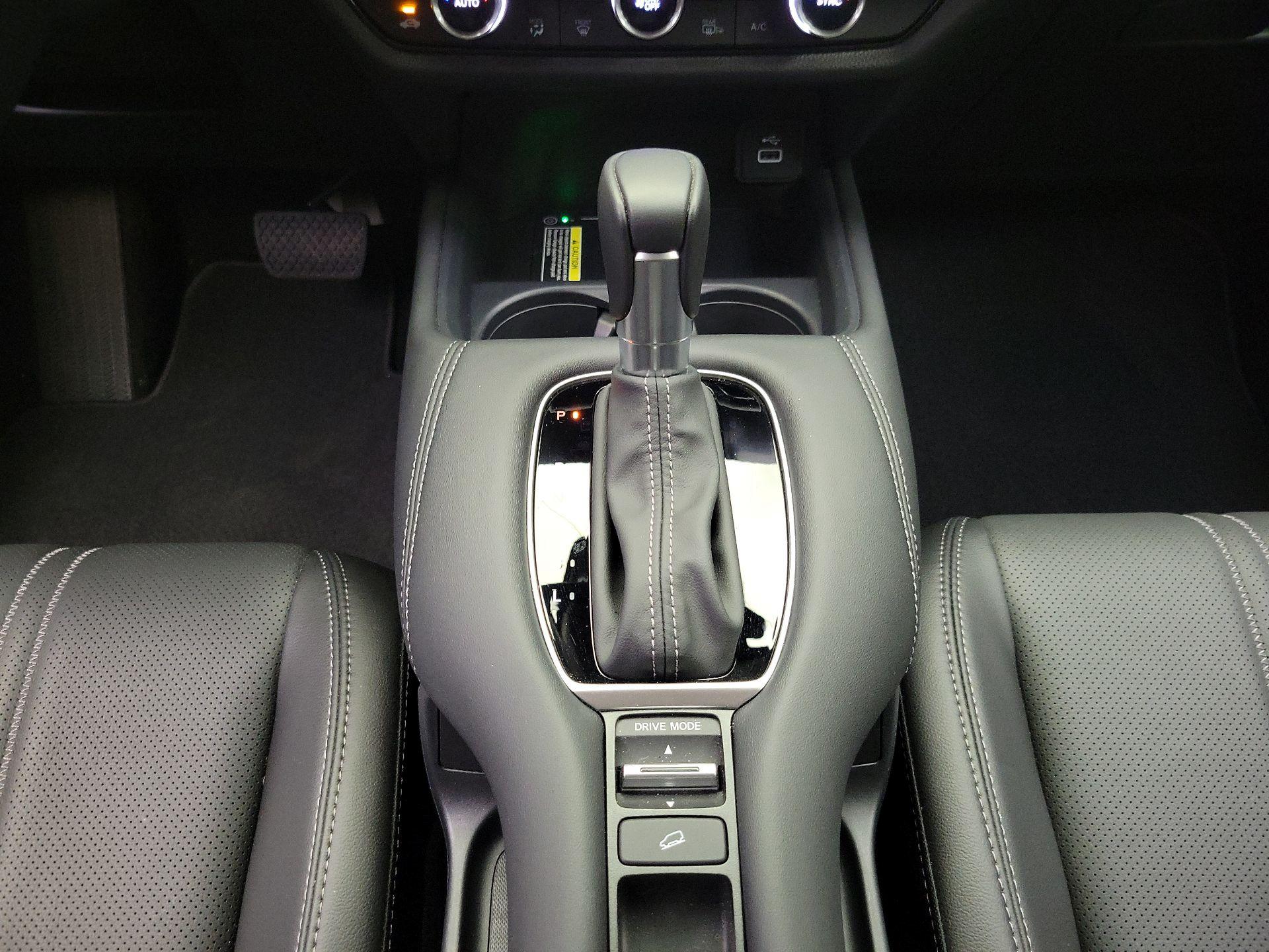 Thumbnail: 2025 Honda HR-V - 17