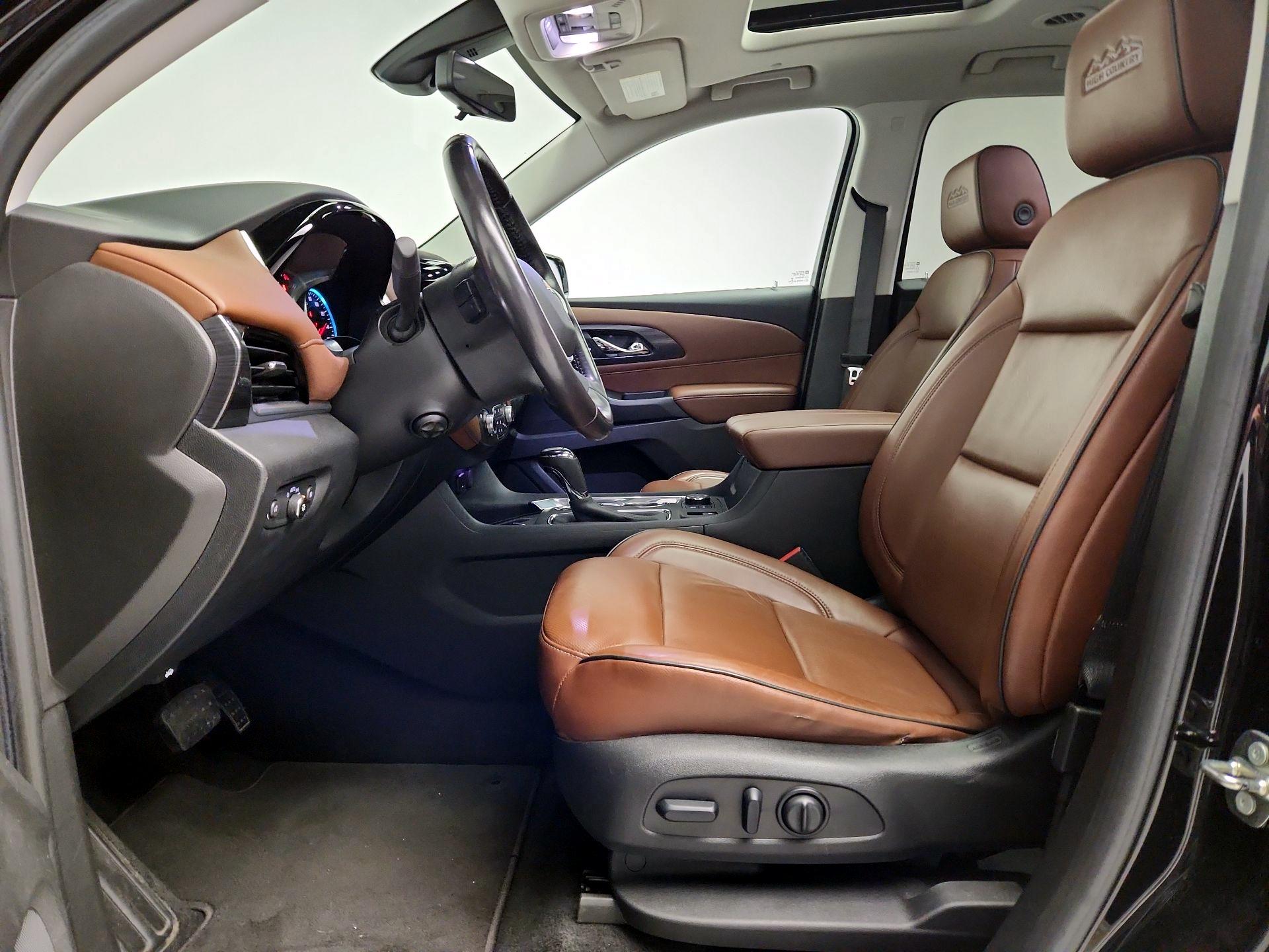 Thumbnail: 2018 Chevrolet Traverse - 11