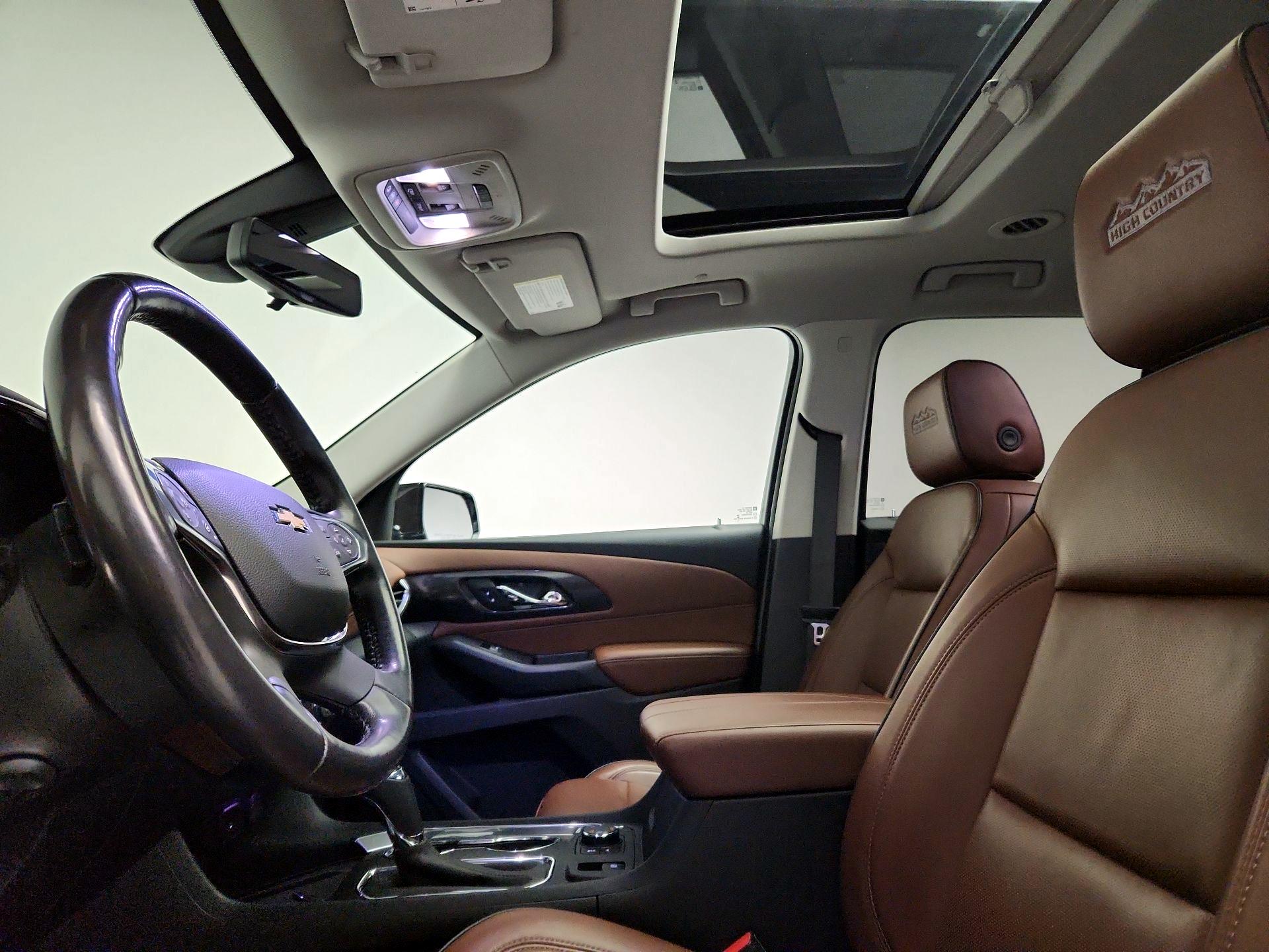 Thumbnail: 2018 Chevrolet Traverse - 19