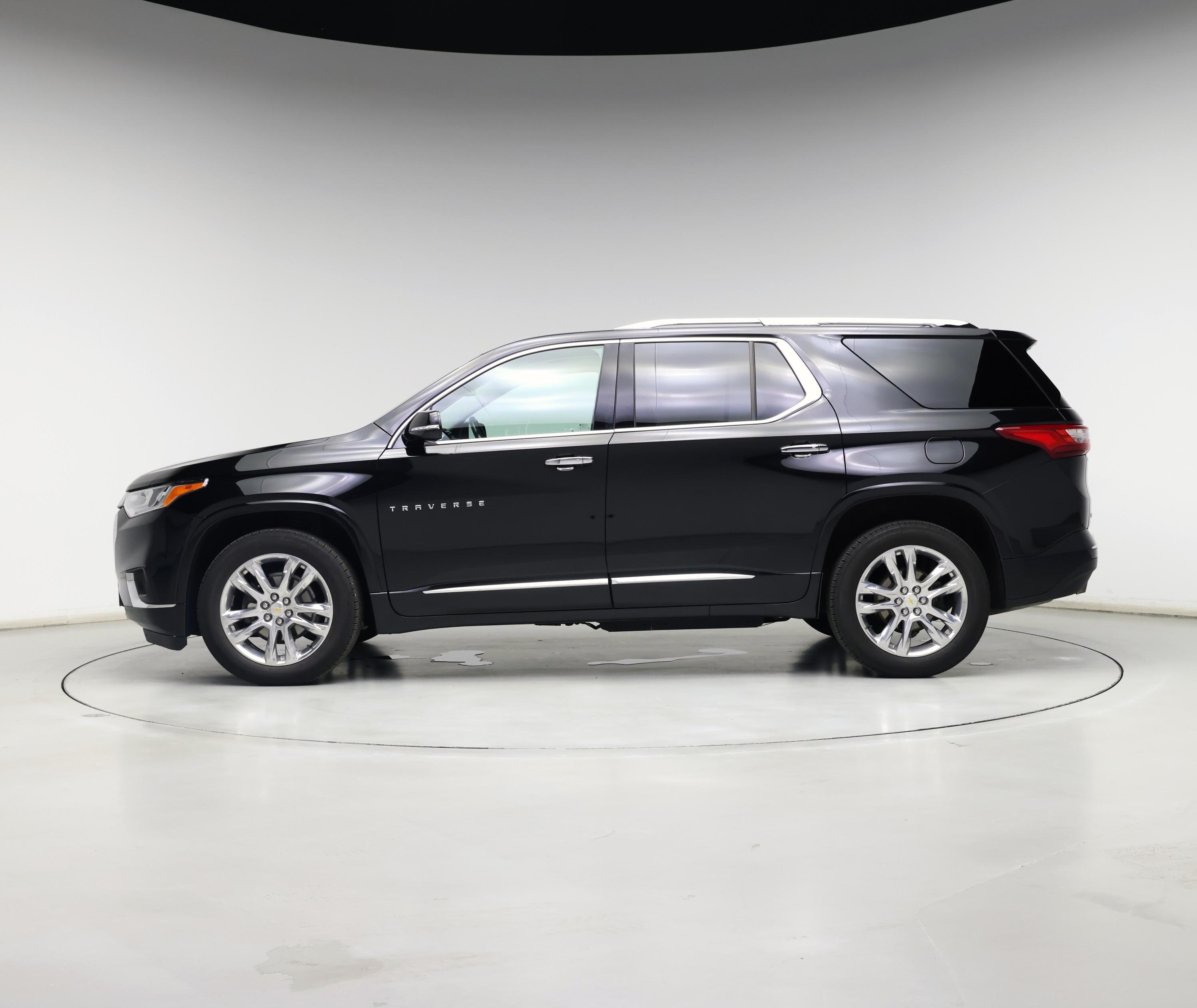 Thumbnail: 2018 Chevrolet Traverse - 3
