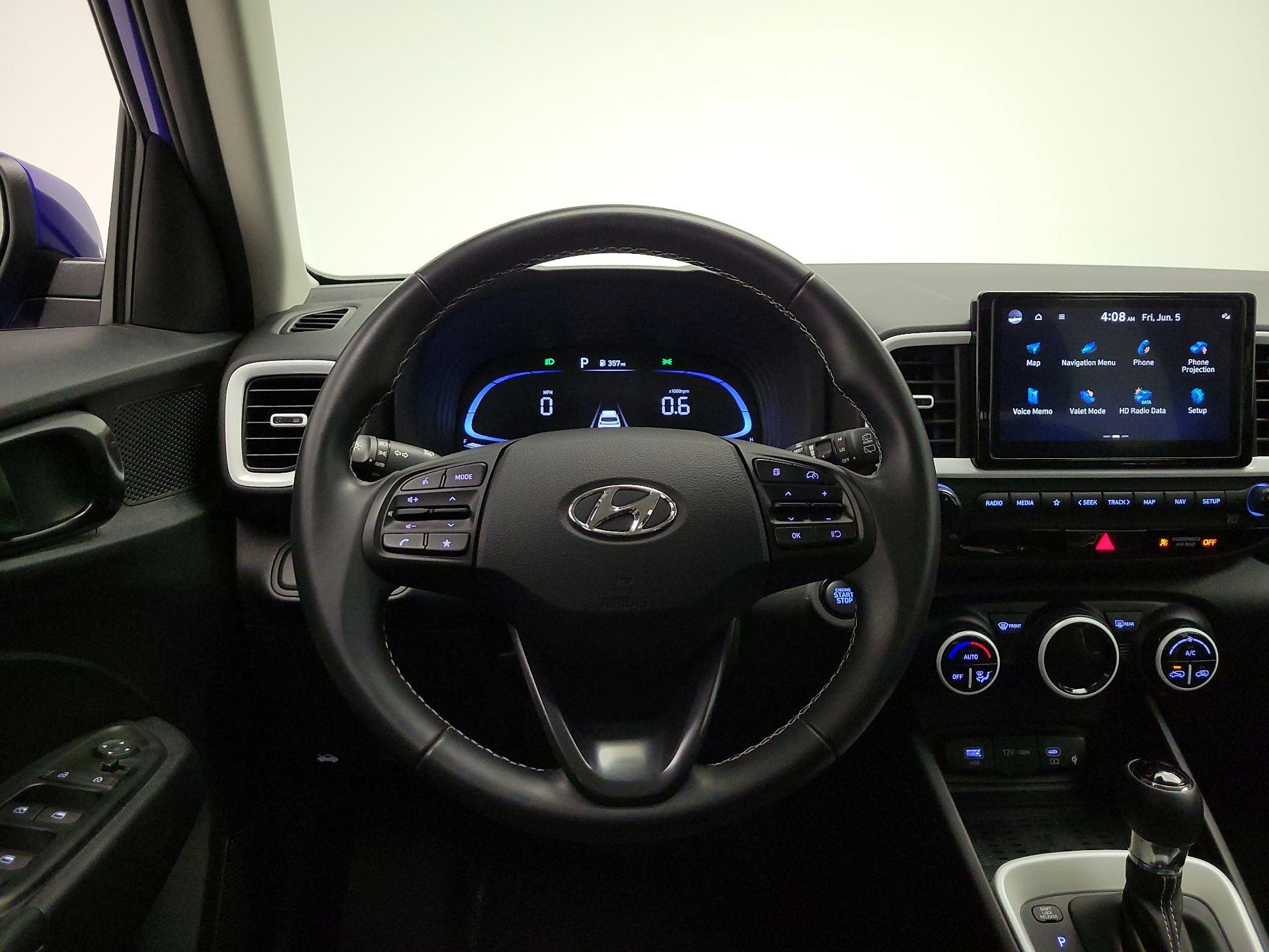 Thumbnail: 2024 Hyundai Venue - 10