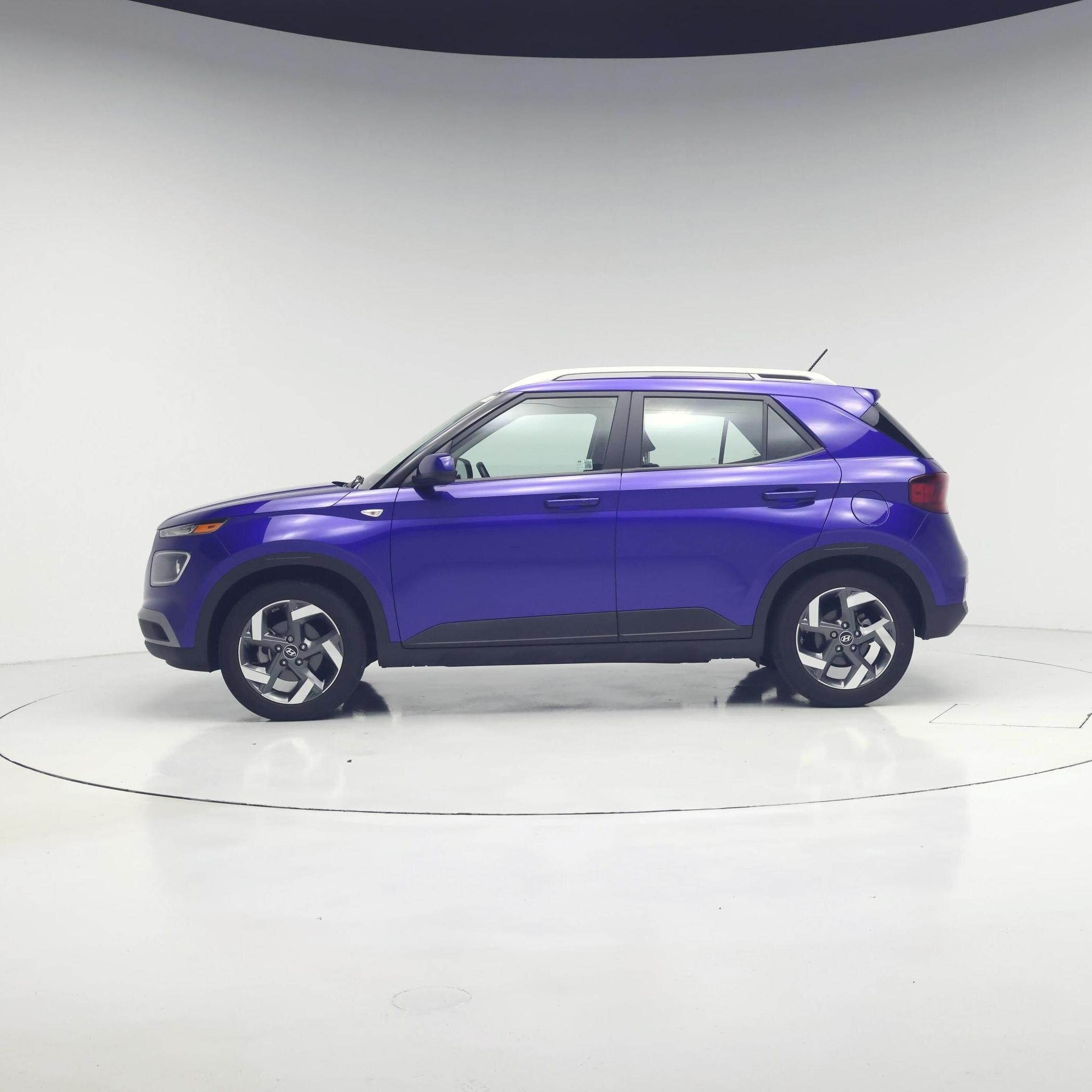 Thumbnail: 2024 Hyundai Venue - 3