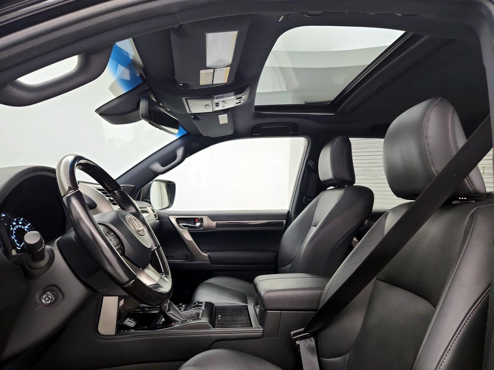 Thumbnail: 2020 Lexus GX - 20