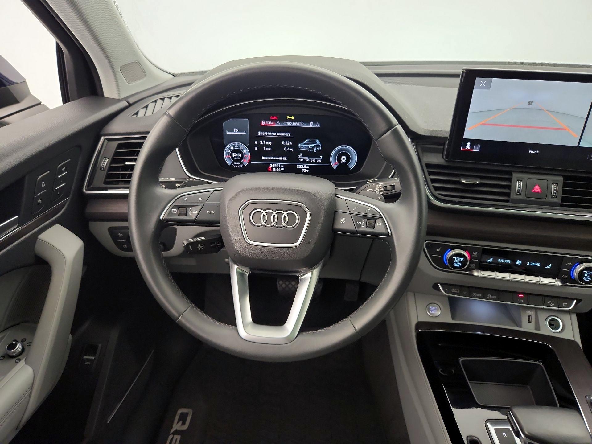 Thumbnail: 2022 Audi Q5 - 10